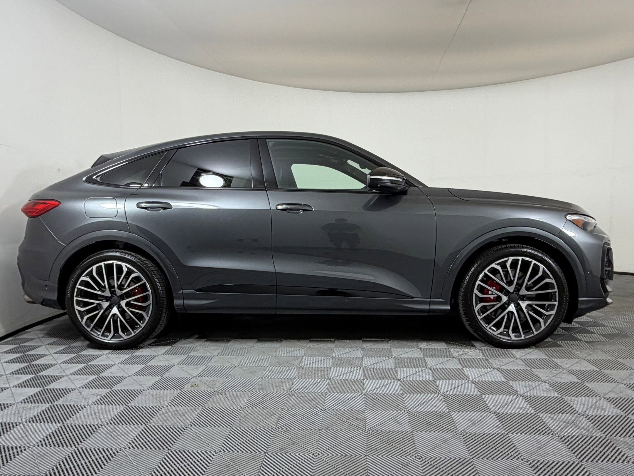 SQ5 Sportback Prestige SUV