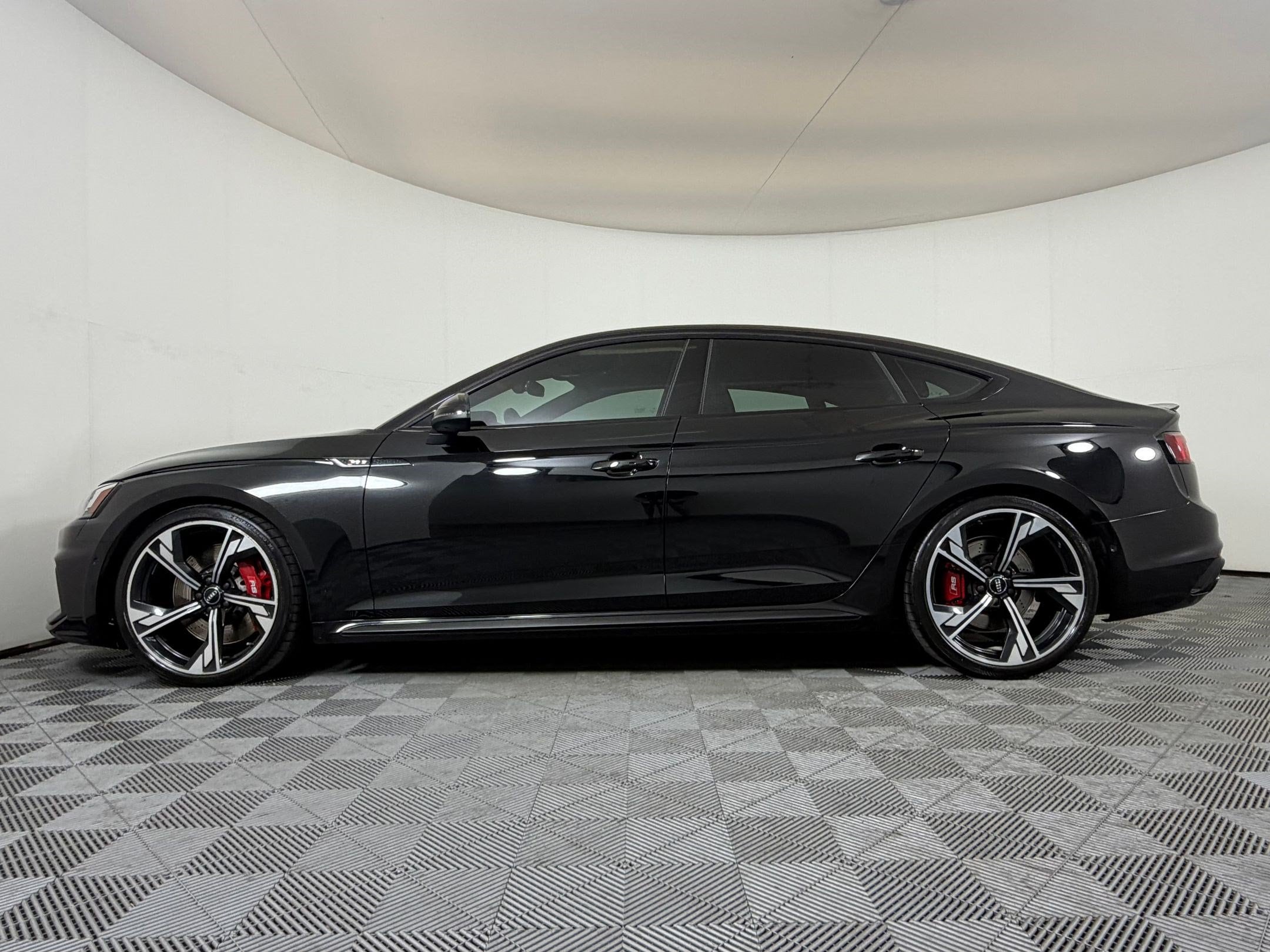 2019 Audi RS 5 Sportback RS 5 2.9T (2.9 TFSI Quattro) Sportback