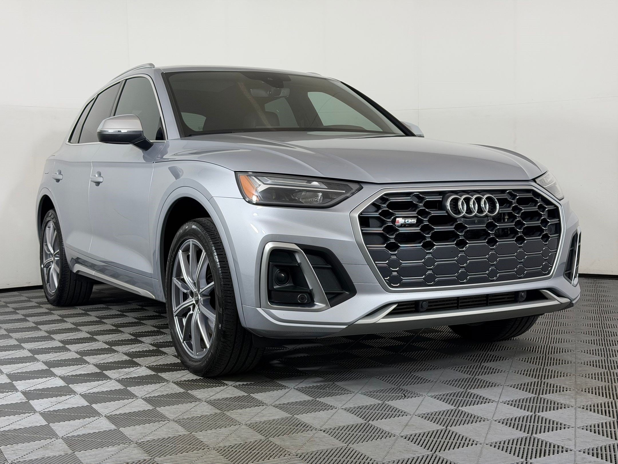 2022 Audi SQ5 Premium Plus SUV