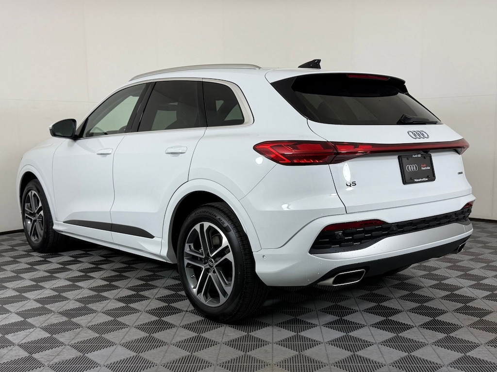New 2025 Audi Q5 2.0T Prestige SUV