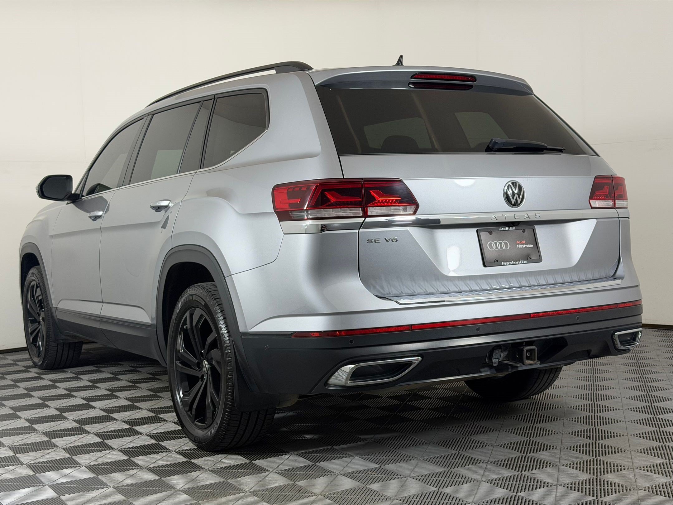 2022 Volkswagen Atlas 3.6L V6 SE W/Technology SUV