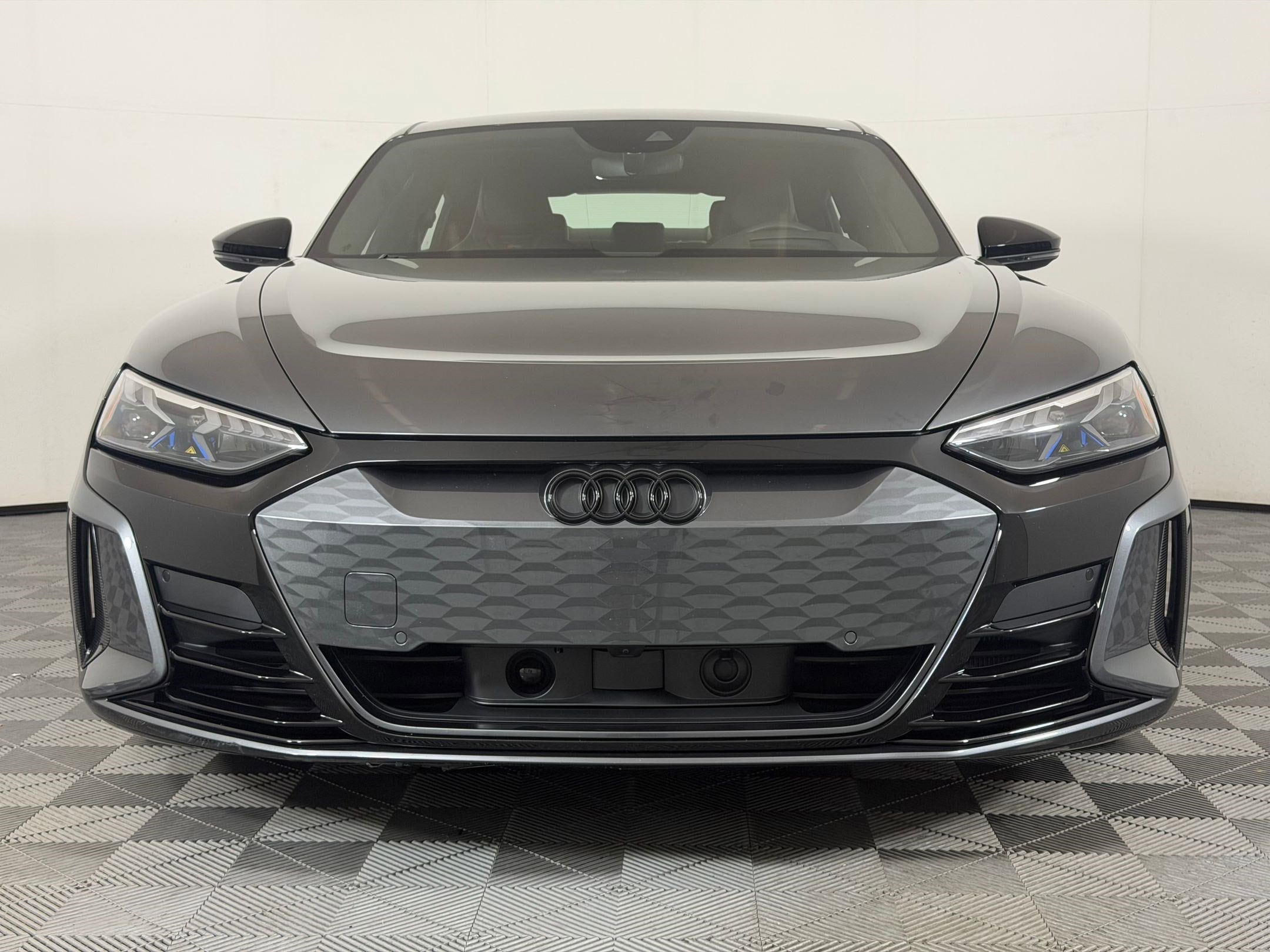 RS E-tron GT Quattro Sedan