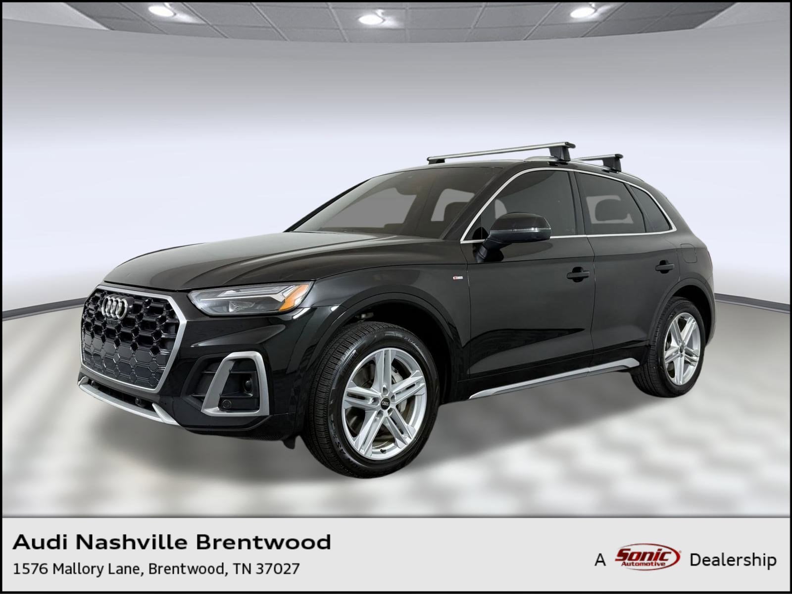 2022 Audi Q5 Premium Plus's photo