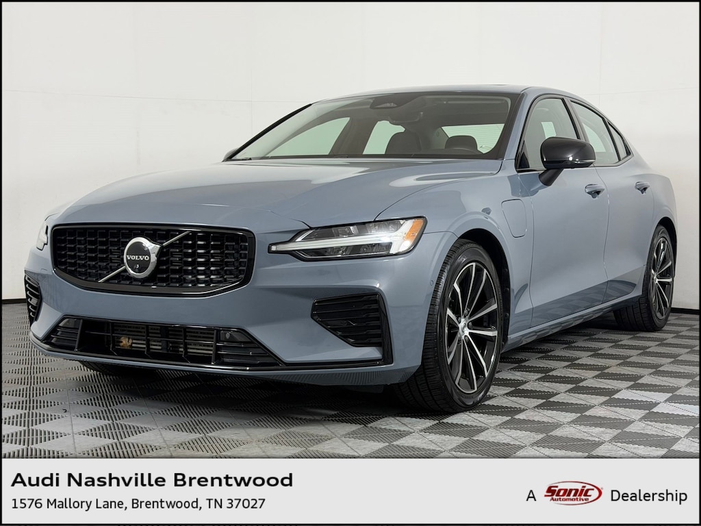 Used 2023 Volvo S60 Recharge Plug-In Hybrid Plus Dark Theme Sedan