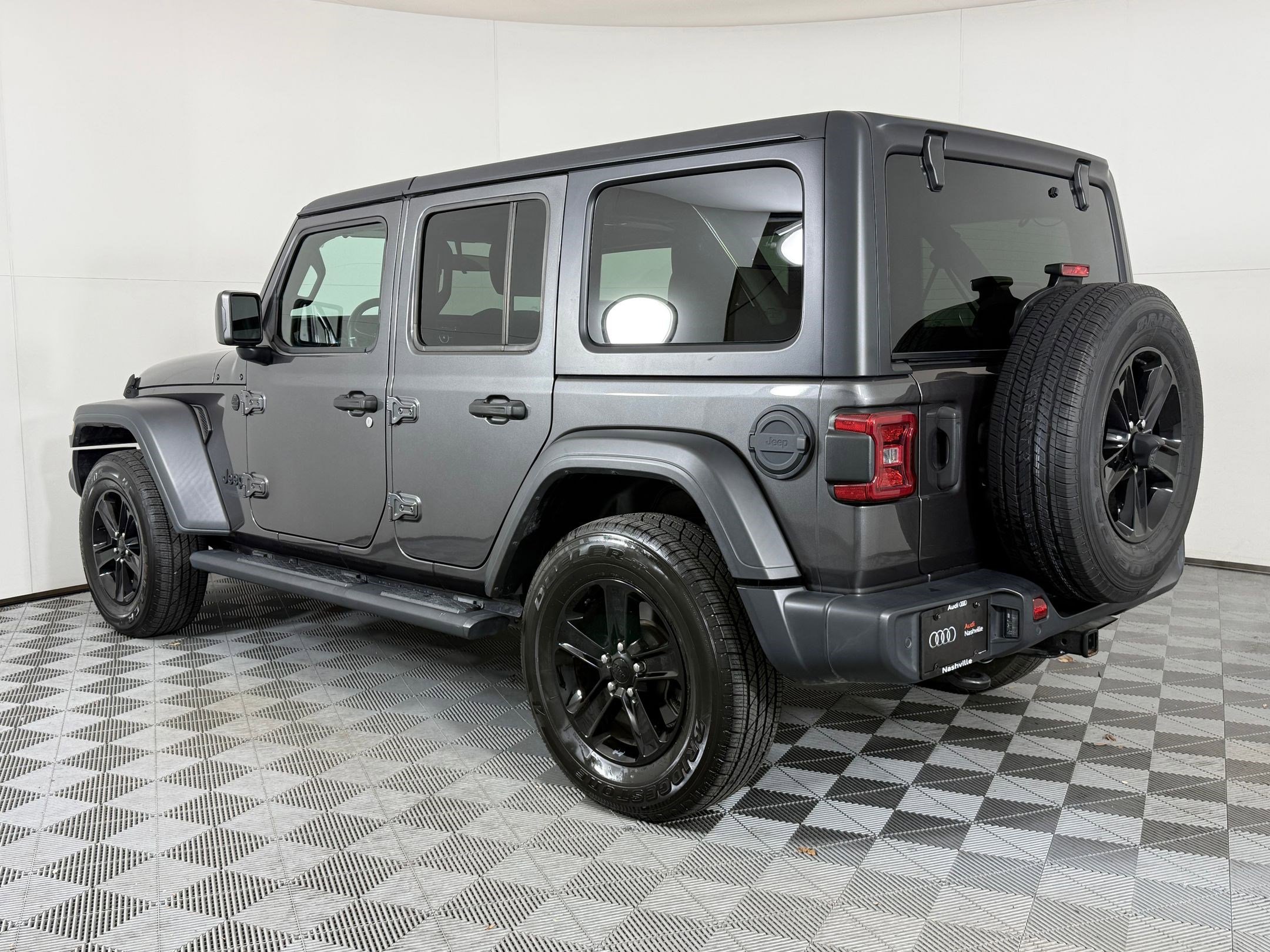 2020 Jeep Wrangler Unlimited Sport Altitude photo 3