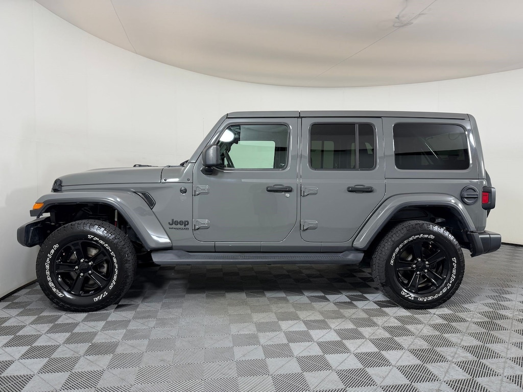 Used 2021 Jeep Wrangler Unlimited Sahara Altitude SUV