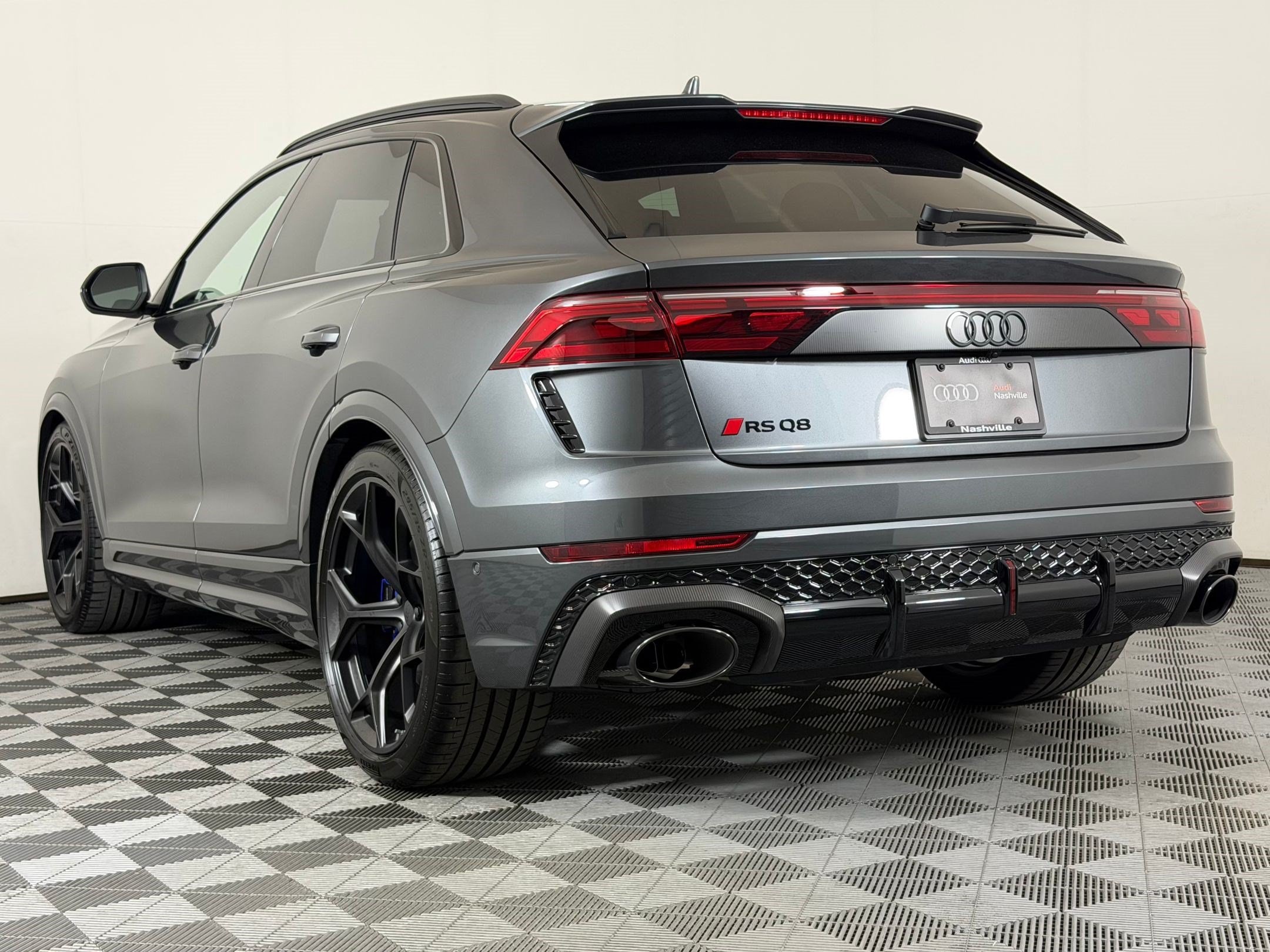 RS Q8 Performance SUV