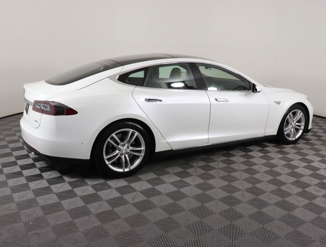 Used 2015 Tesla Model S 70D with VIN 5YJSA1S24FF099782 for sale in Brentwood, TN