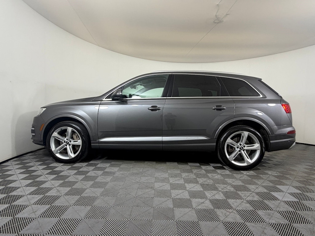 Used 2019 Audi Q7 Prestige SUV