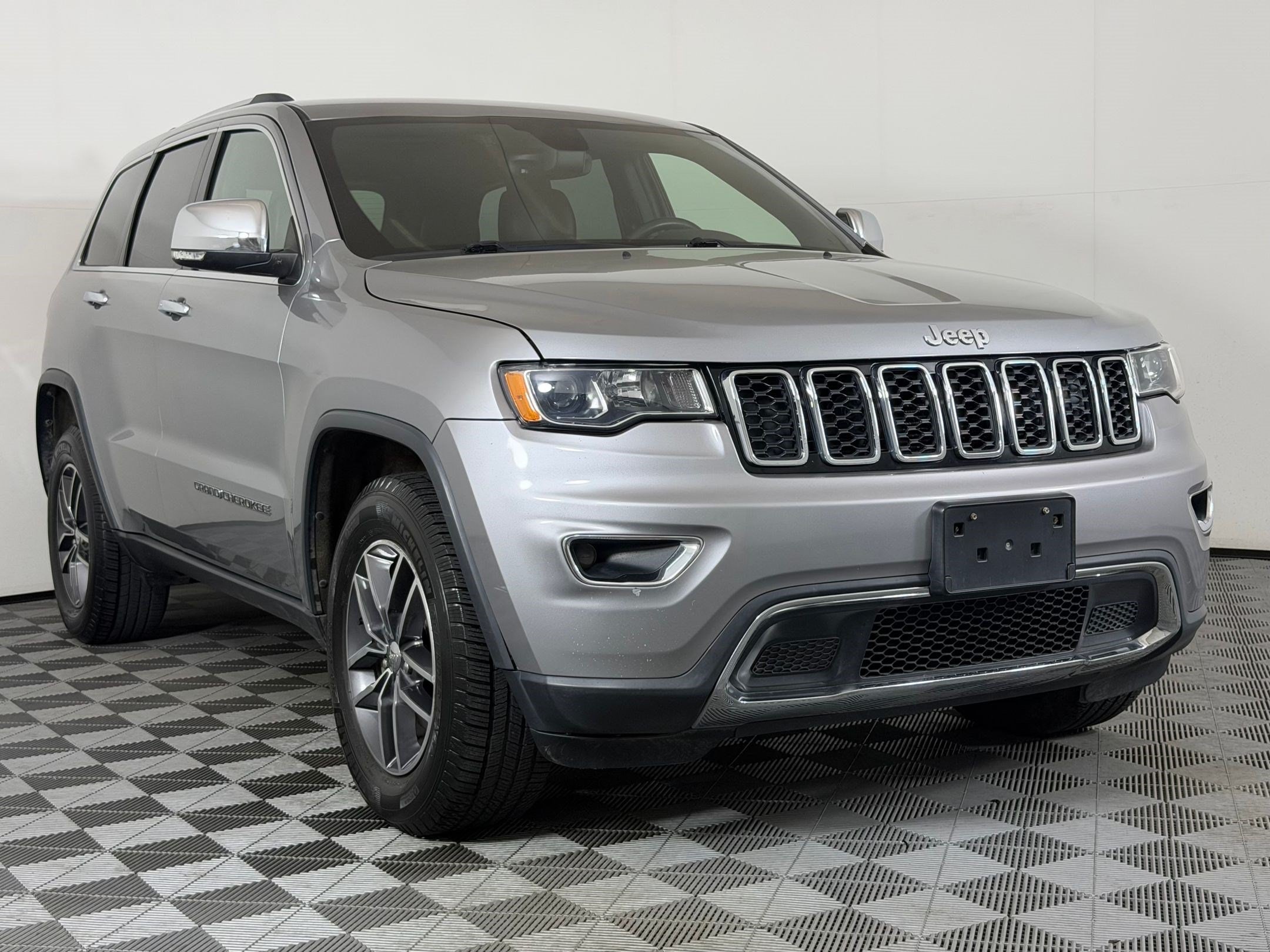 2017 Jeep Grand Cherokee Limited SUV