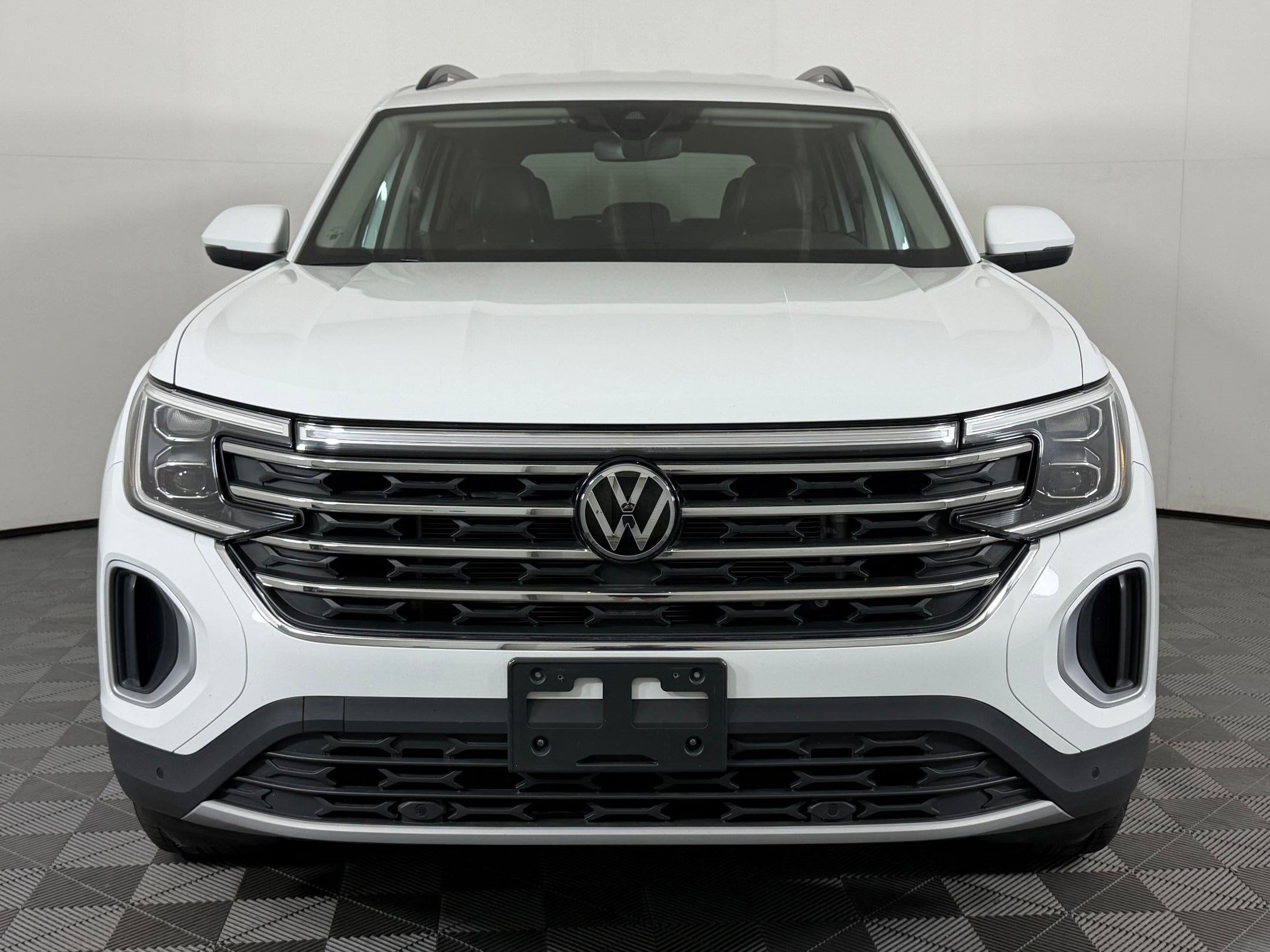 Atlas 2.0T SE W/Technology SUV