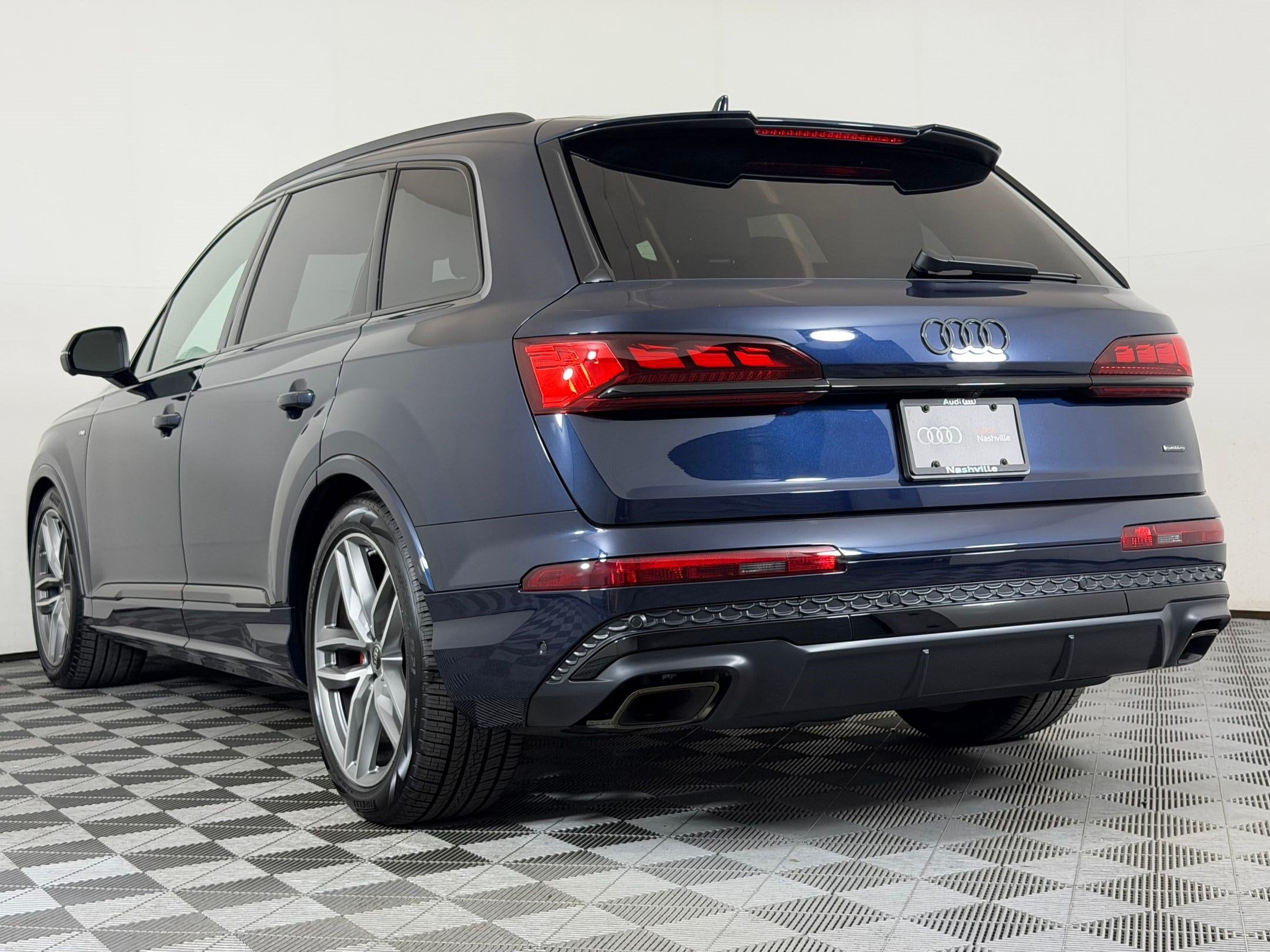 2026 Audi Q7 Prestige SUV
