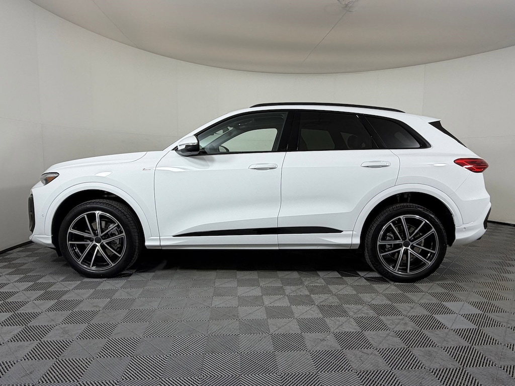 New 2026 Audi Q5 Premium Plus SUV