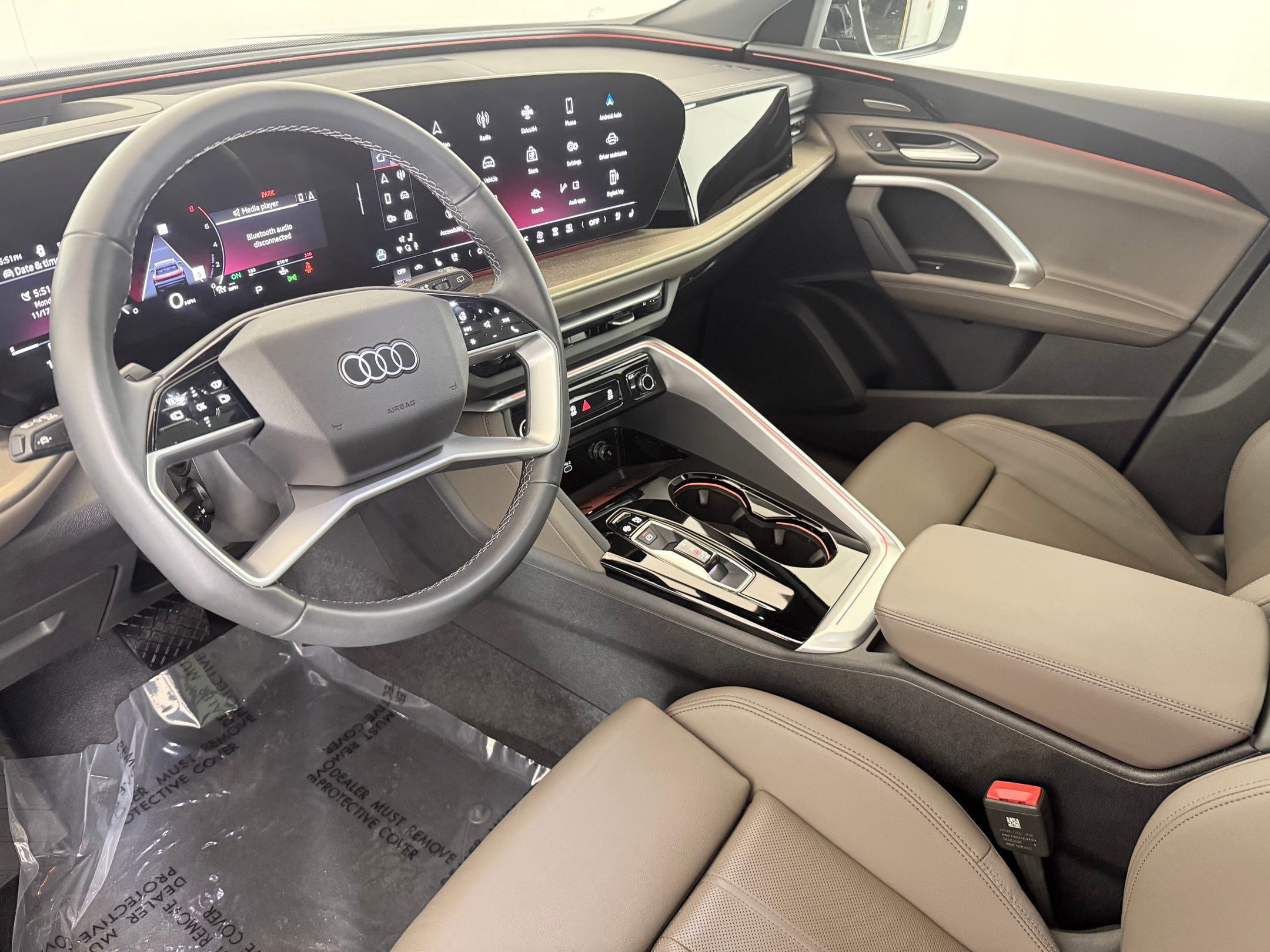 2025 Audi Q5 2.0T Premium Plus photo 4