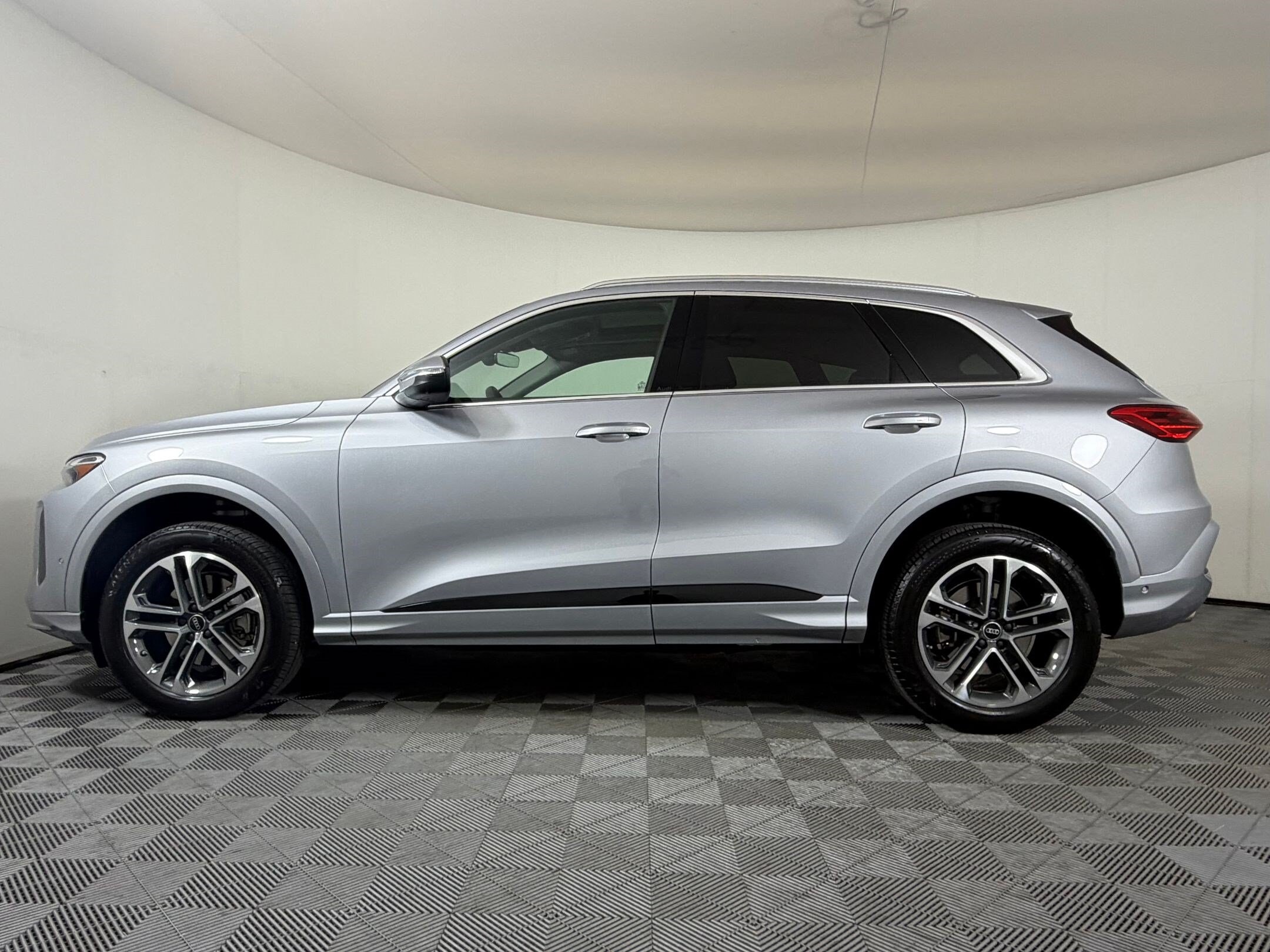 2025 Audi Q5 Premium SUV