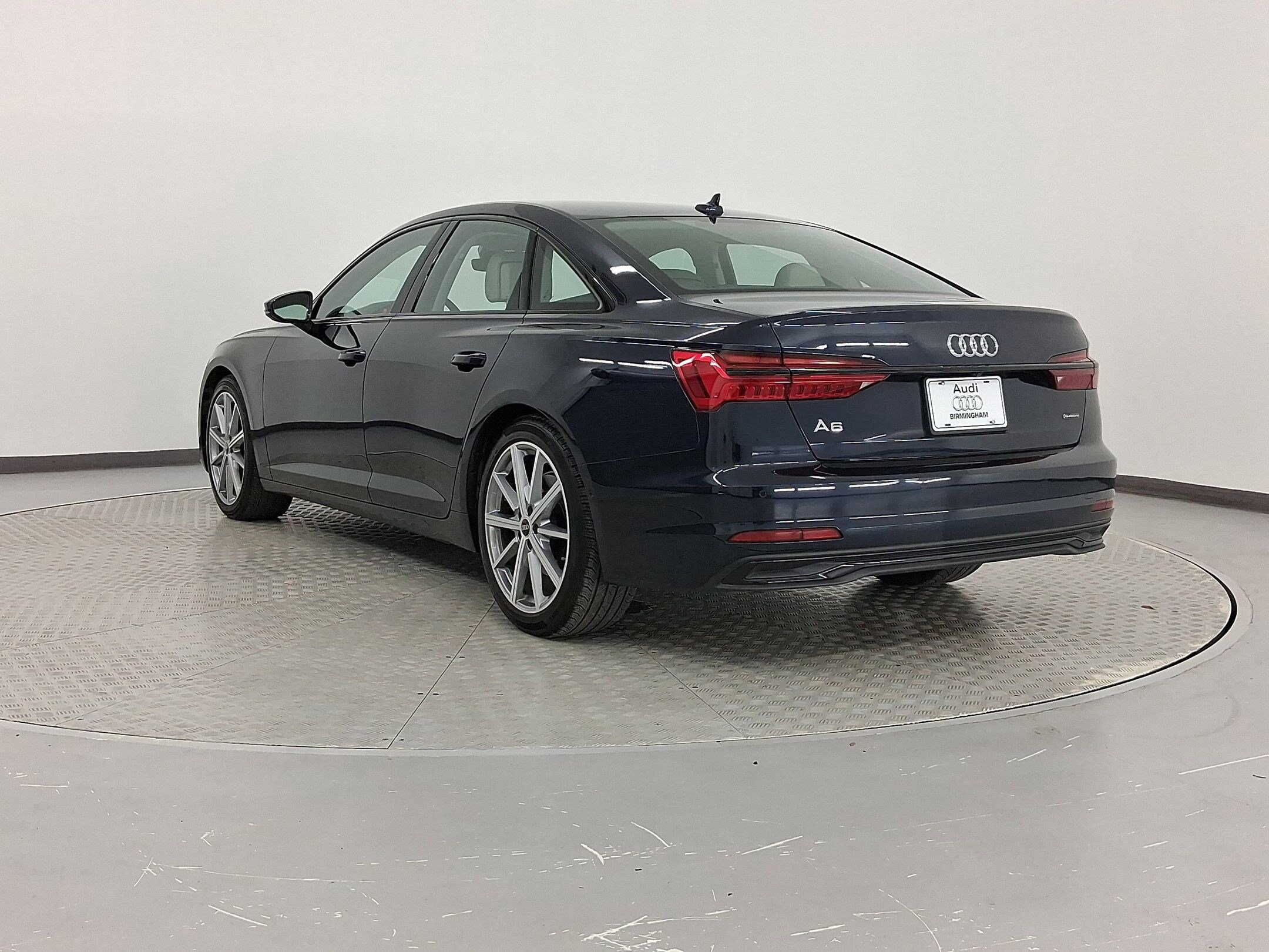 2025 Audi A6 Premium photo 3