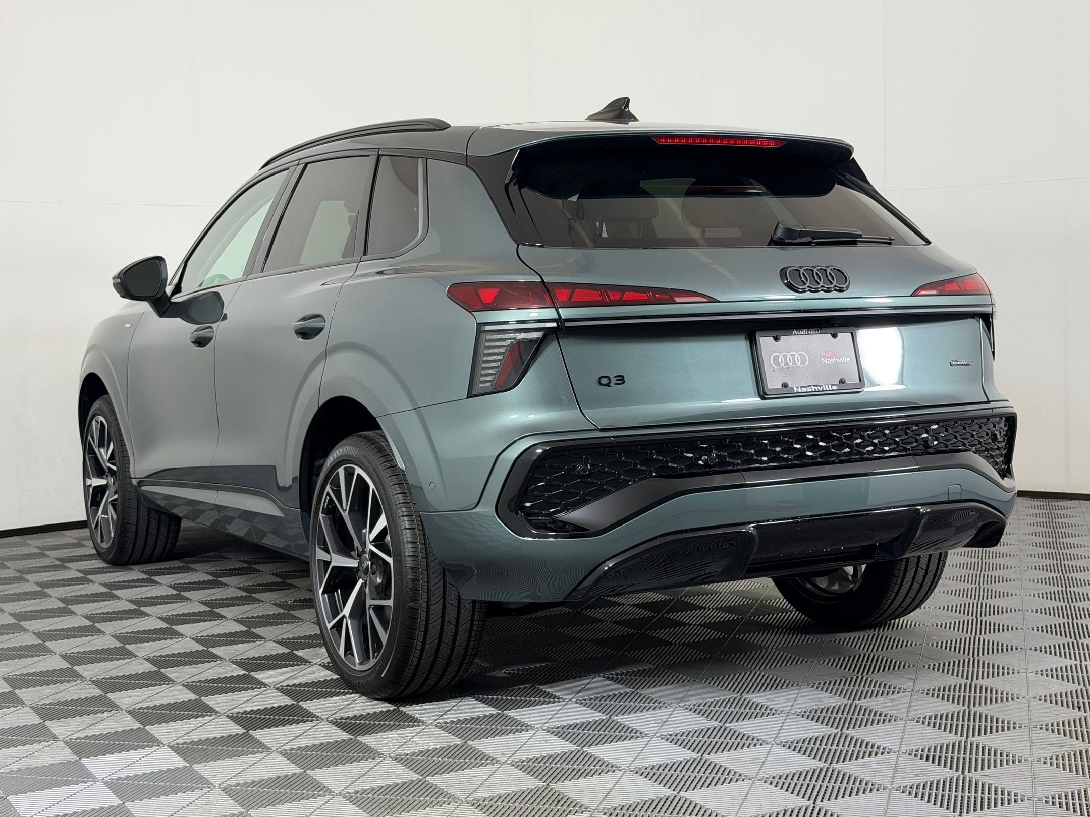 Q3 S Line SUV
