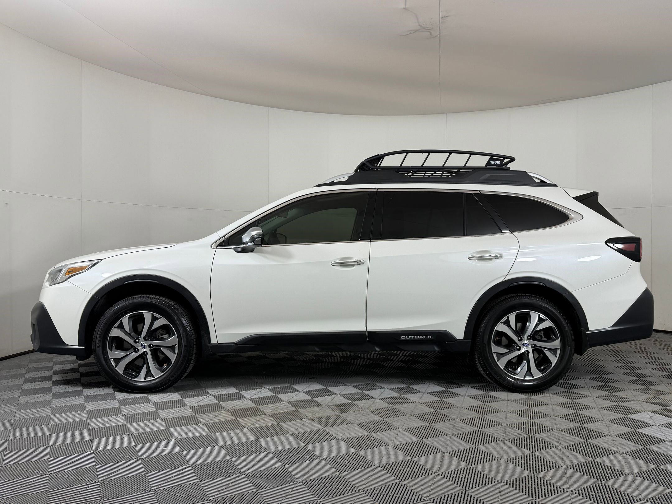 Used 2020 Subaru Outback Touring with VIN 4S4BTGPD8L3253597 for sale in Brentwood, TN