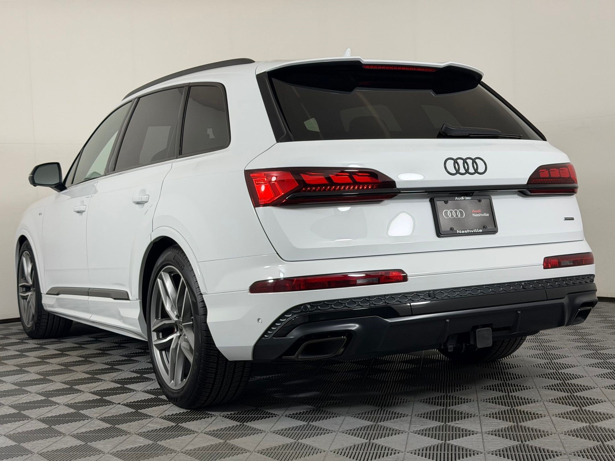 2026 Audi Q7 Prestige SUV