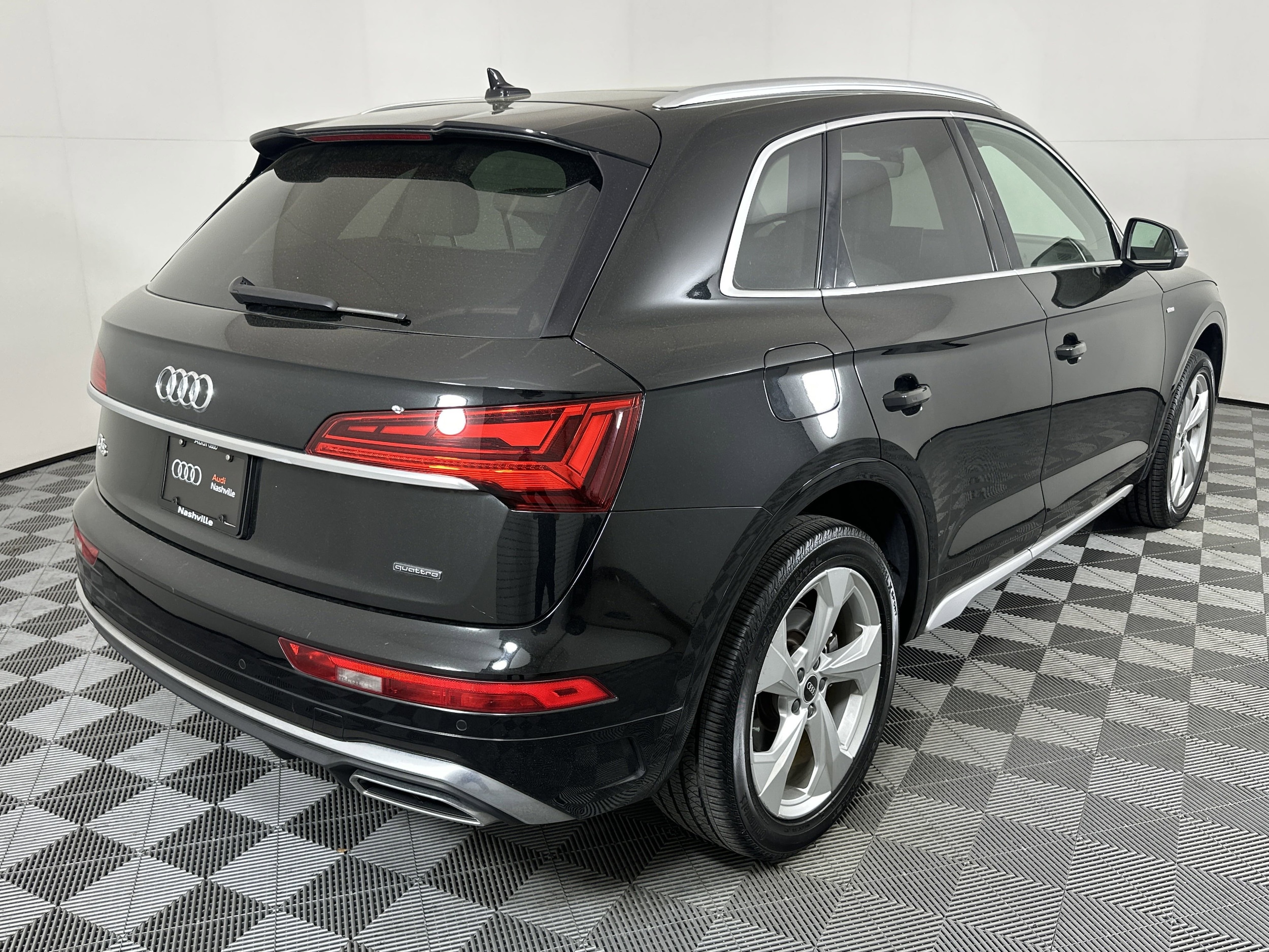Used 2022 Audi Q5 For Sale near Nashville TN | Stock: PN2042038 Used 2022 Audi Q5 For Sale near Nashville TN | Stock: PN2042038