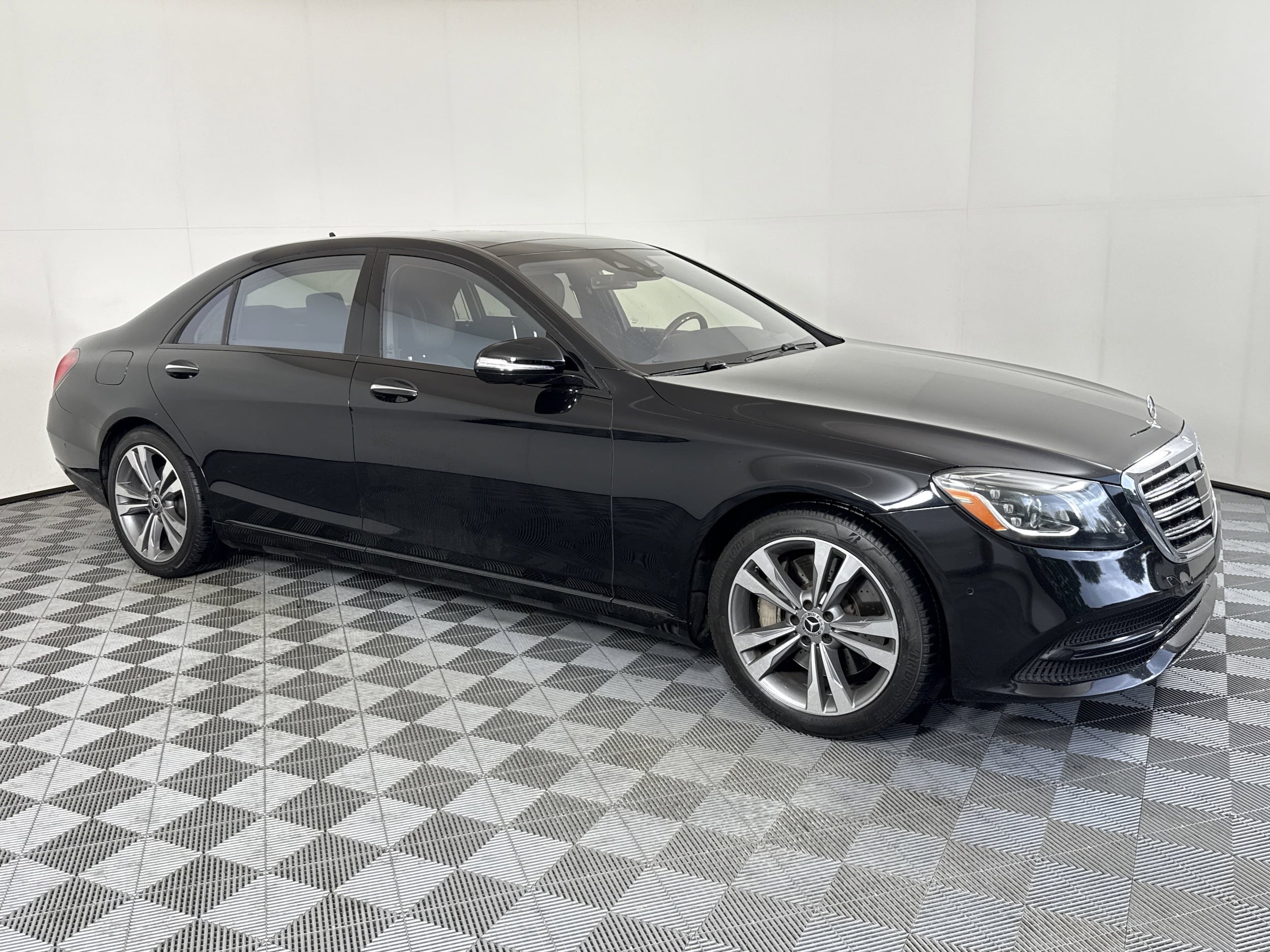 Used 2019 Mercedes-Benz S-Class S560 with VIN WDDUG8DBXKA465749 for sale in Brentwood, TN