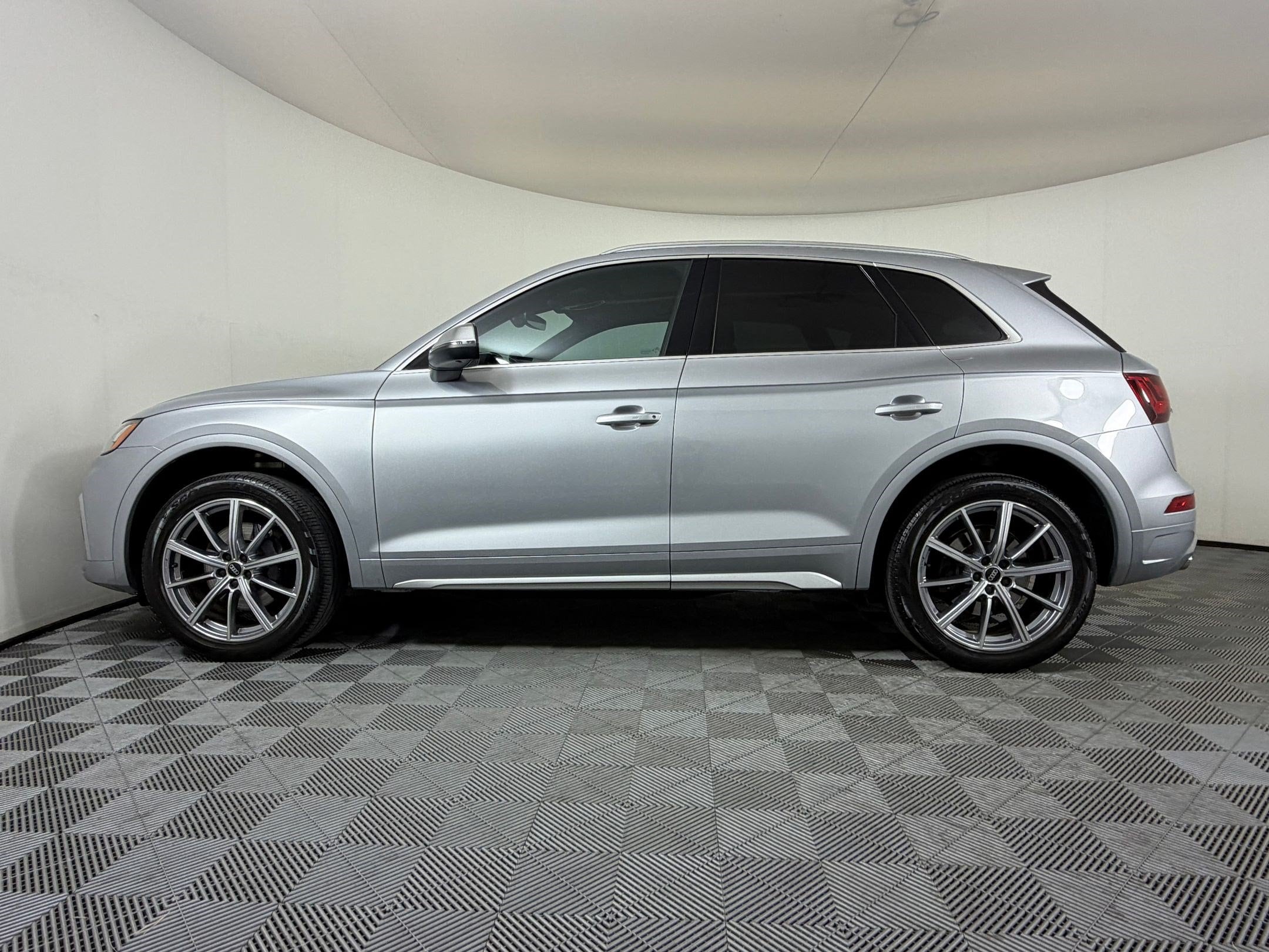 2022 Audi SQ5 Premium Plus SUV