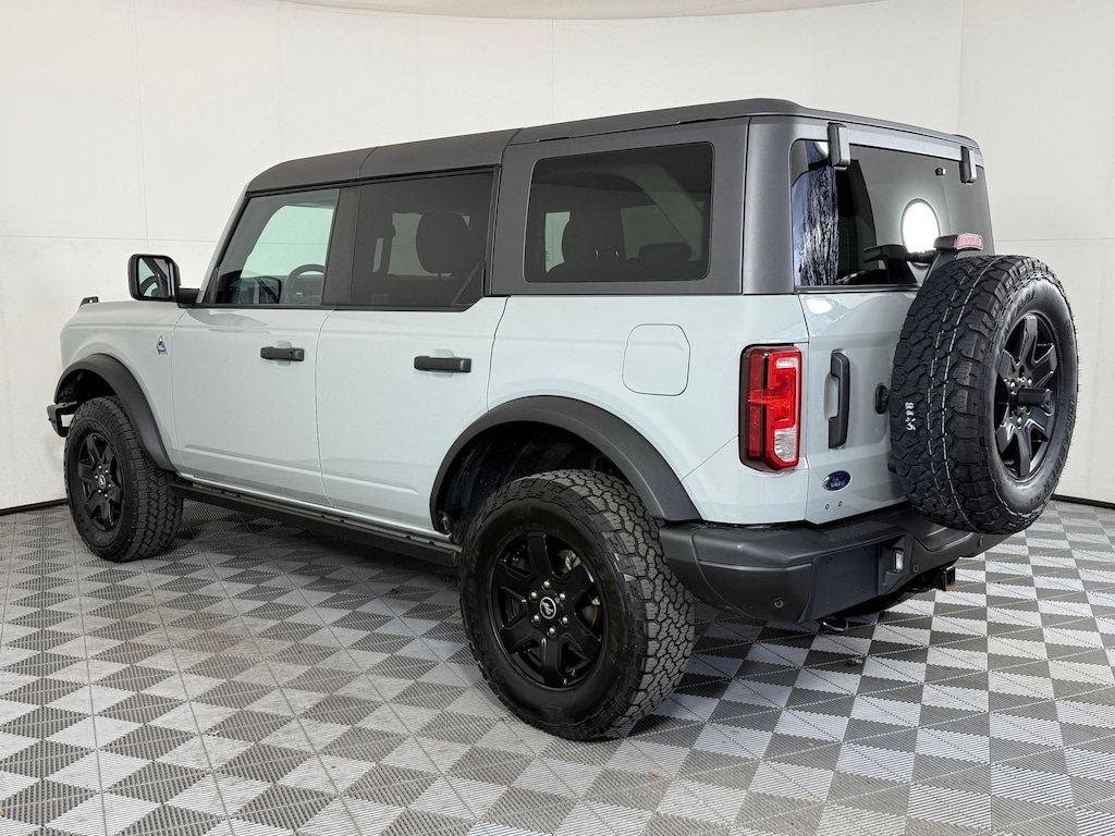 Used 2023 Ford Bronco Black Diamond SUV