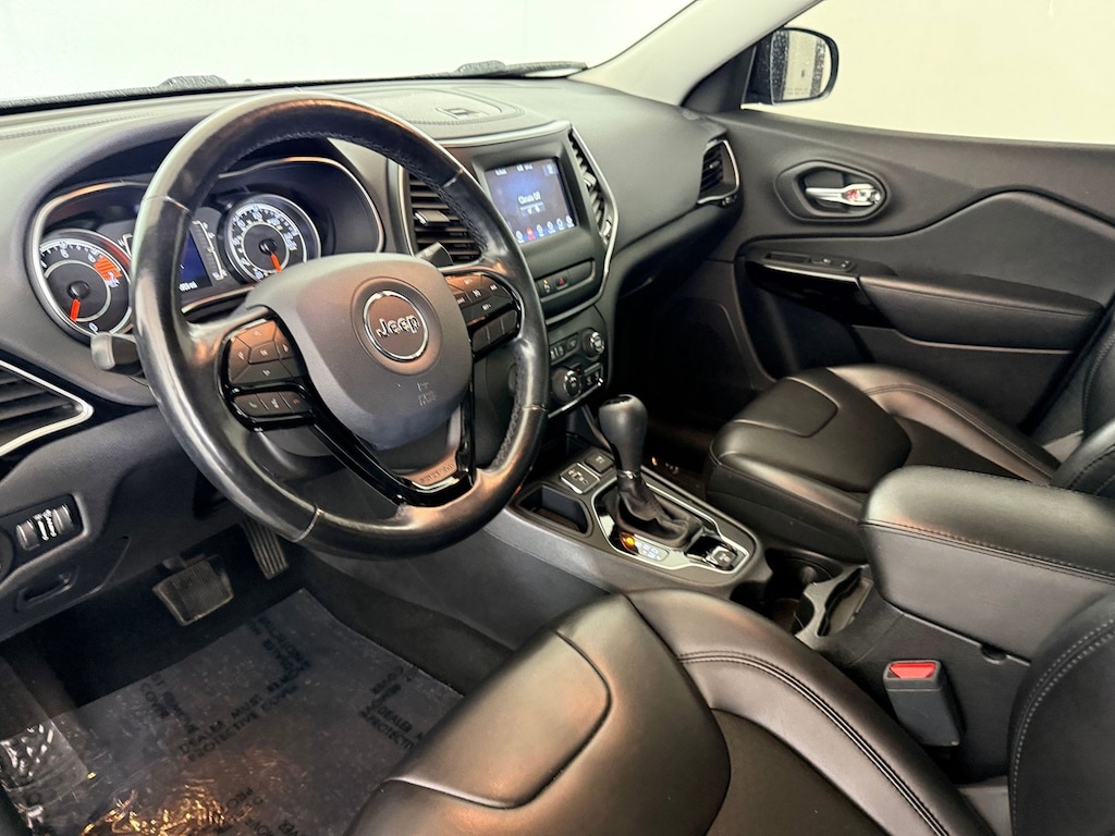 Used 2020 Jeep Cherokee Altitude SUV