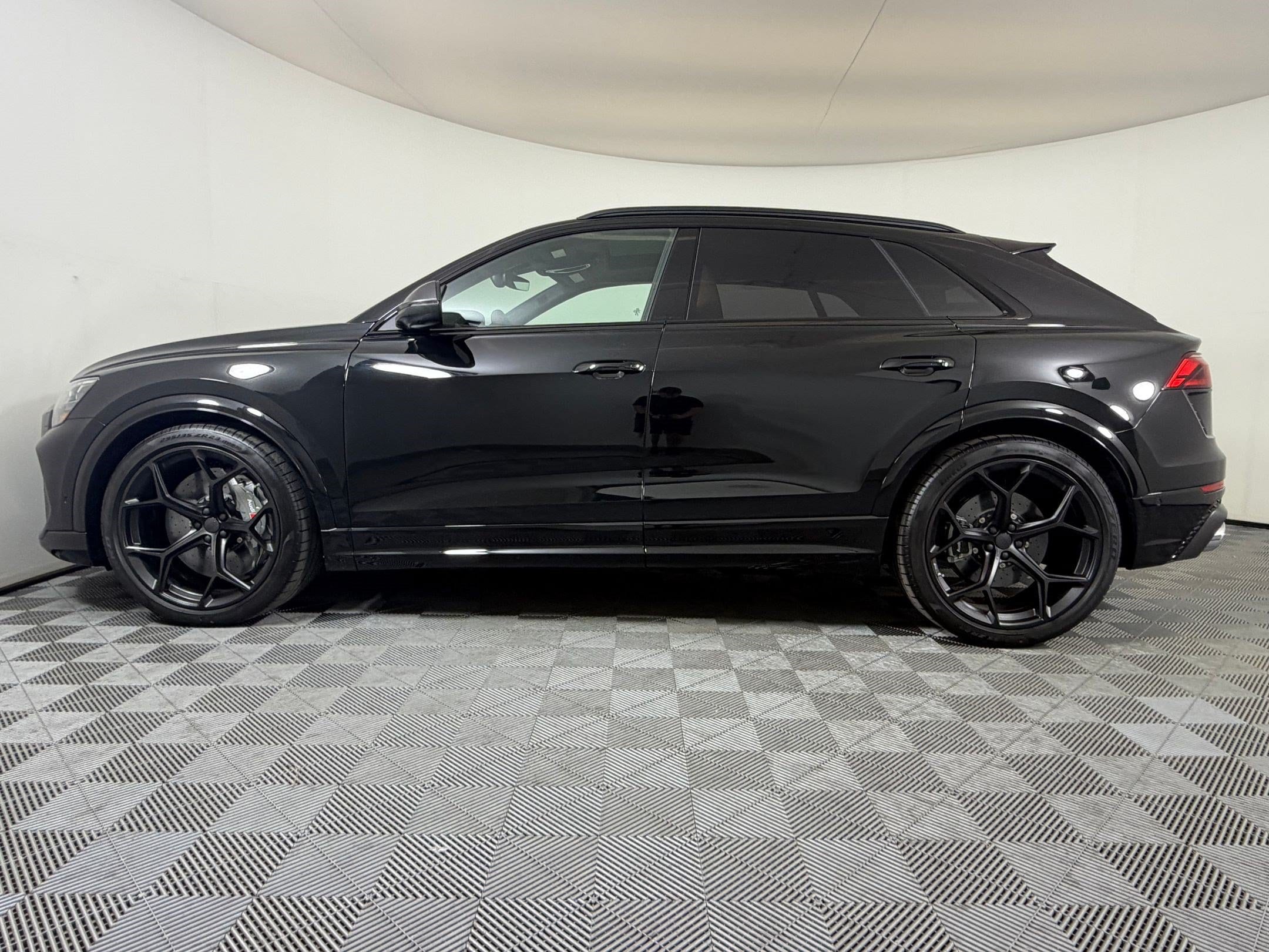 RS Q8 Performance SUV