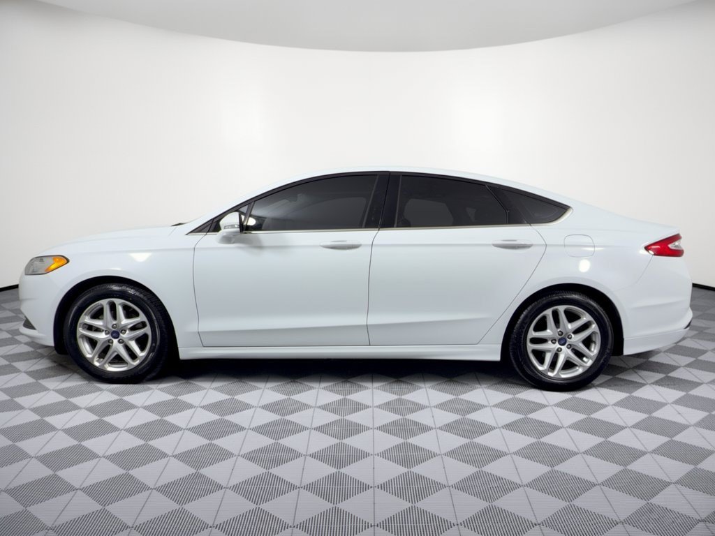 Used 2014 Ford Fusion SE Sedan