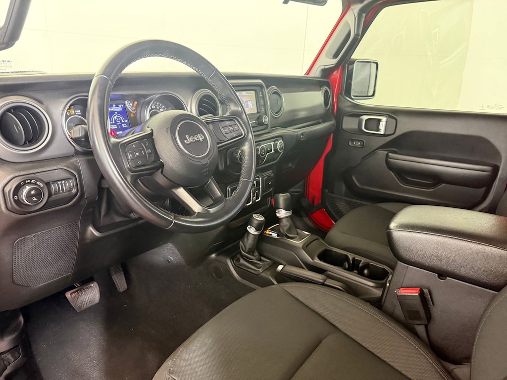 Used 2021 Jeep Gladiator Willys Truck Crew Cab