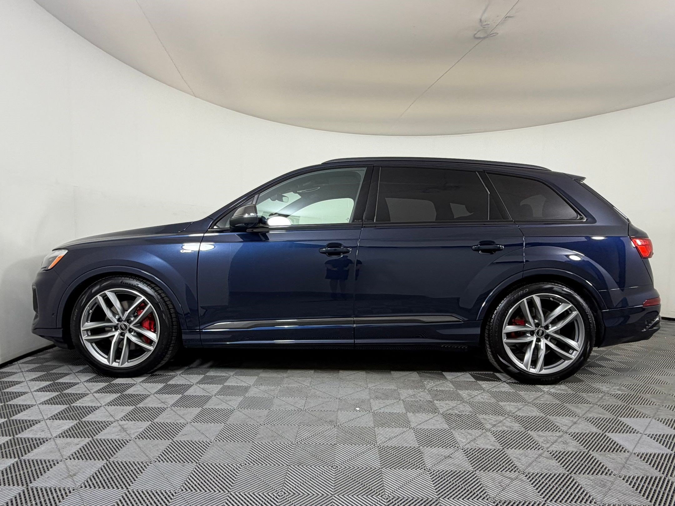 2026 Audi Q7 Prestige SUV