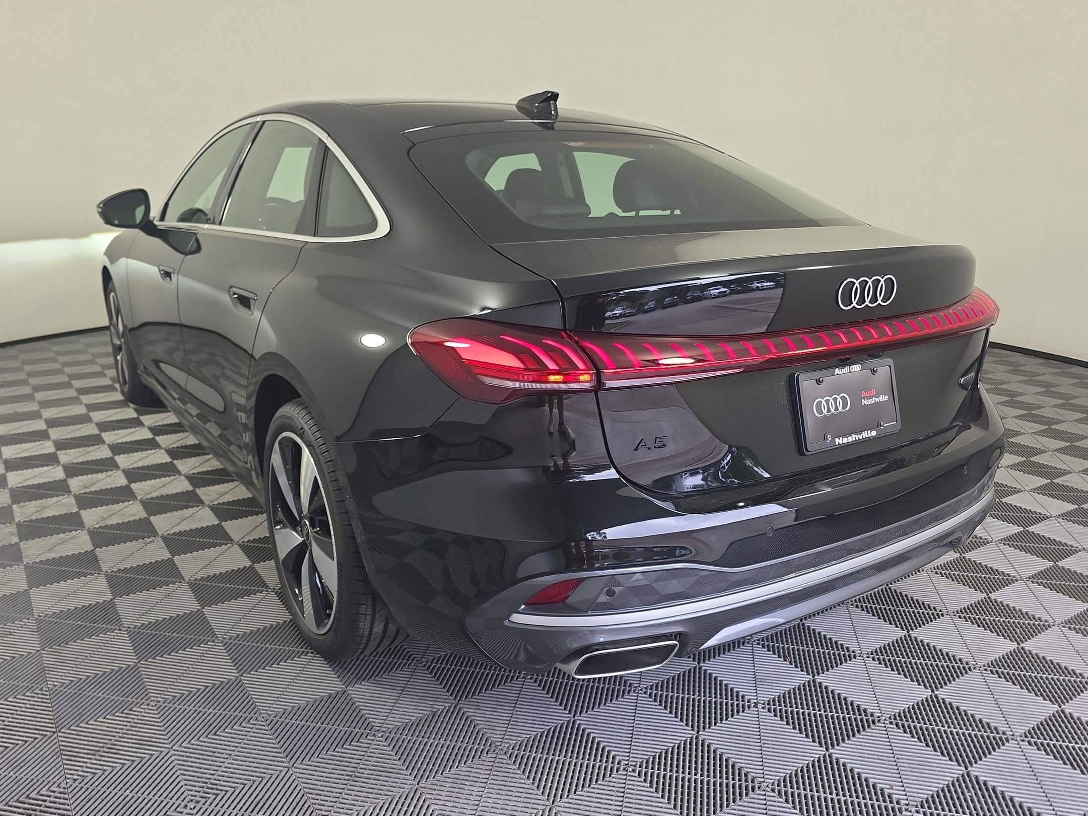 2025 Audi A5 2.0T Premium Plus photo 2