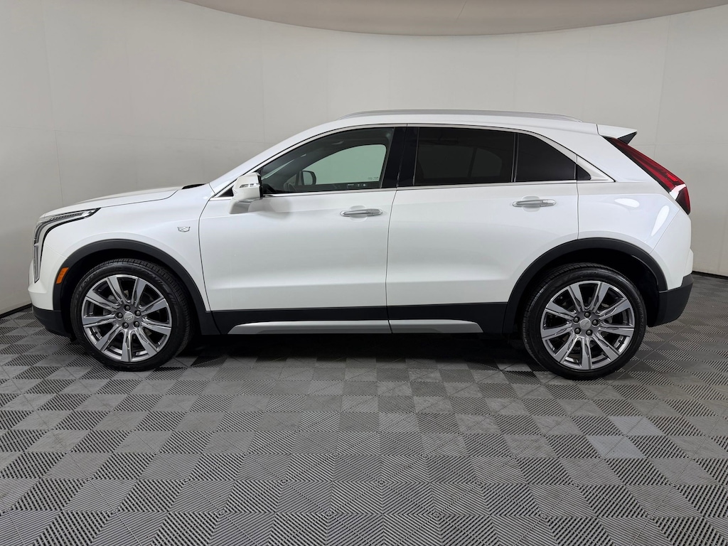 Used 2022 CADILLAC XT4 FWD Premium Luxury SUV