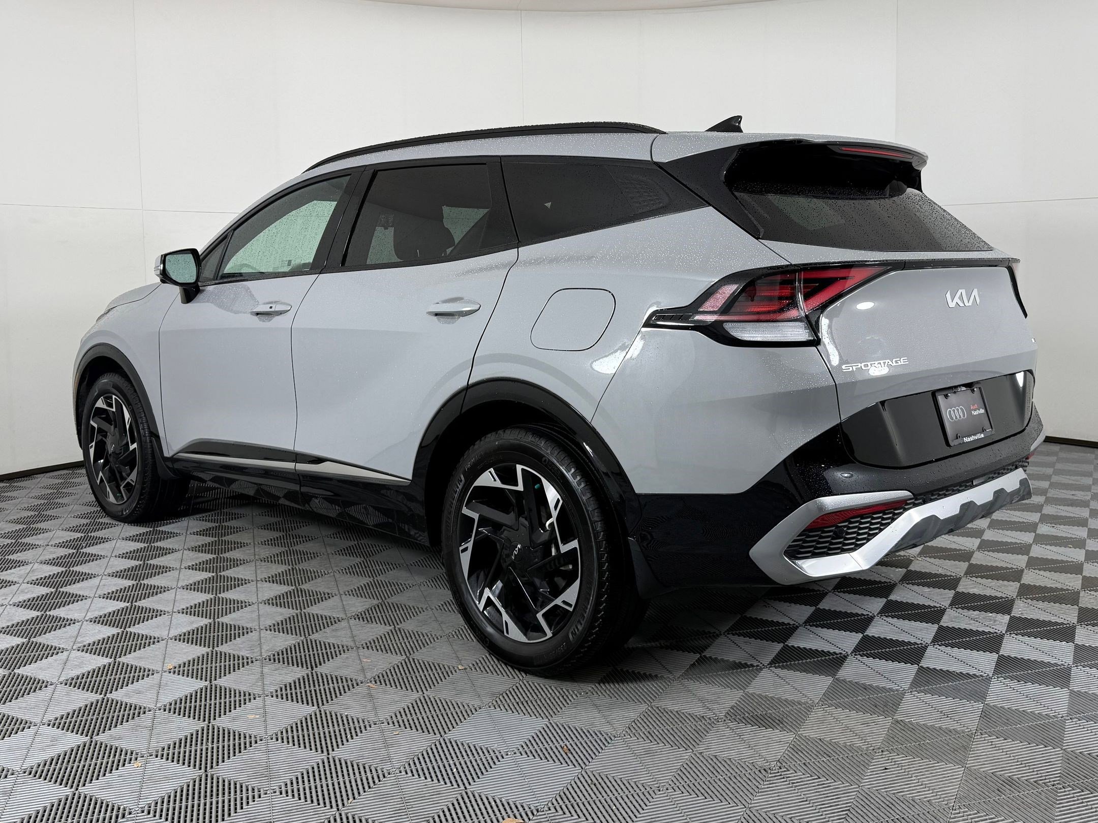 2024 Kia Sportage photo 3