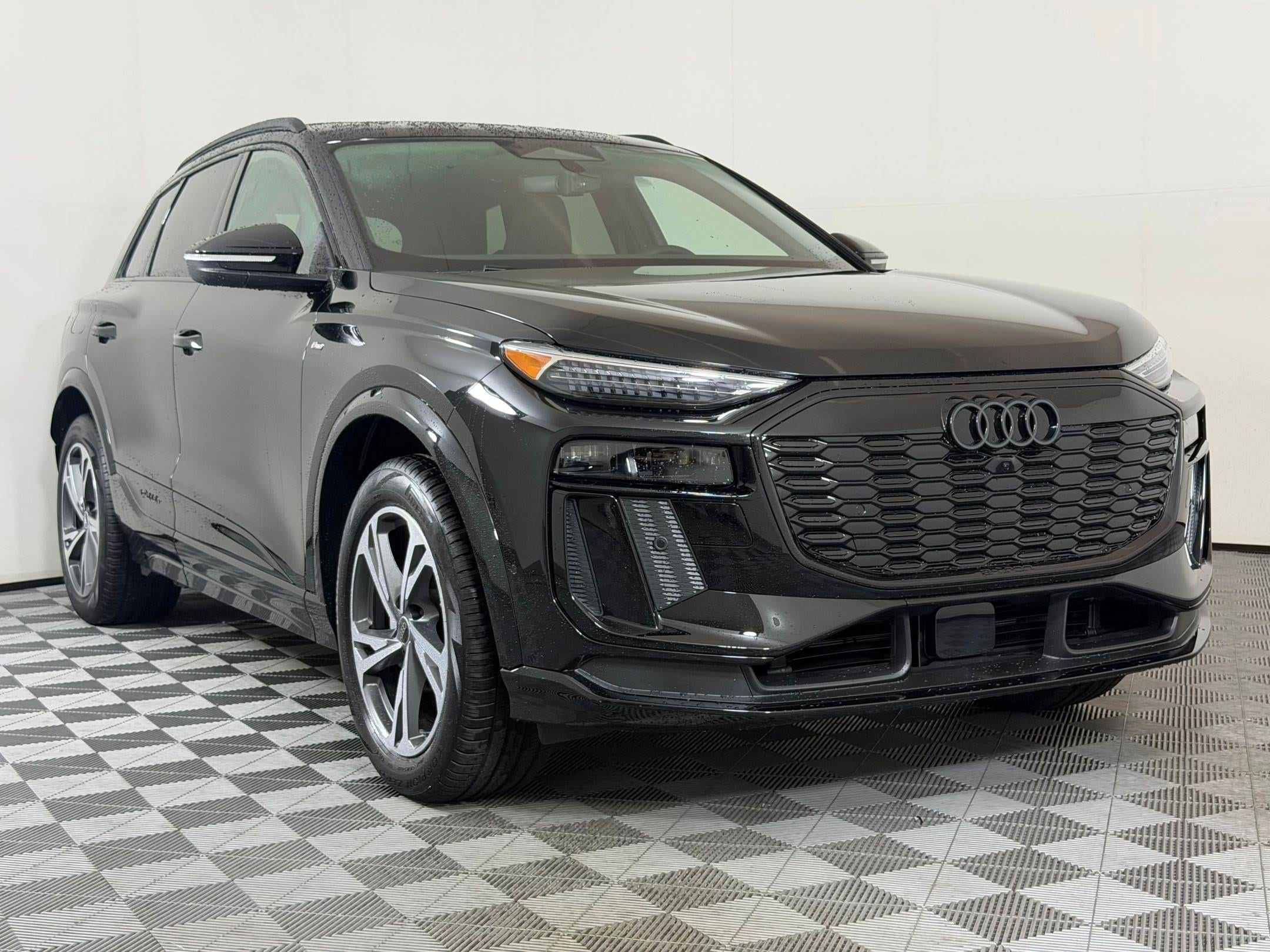 Q6 E-tron Premium Plus SUV