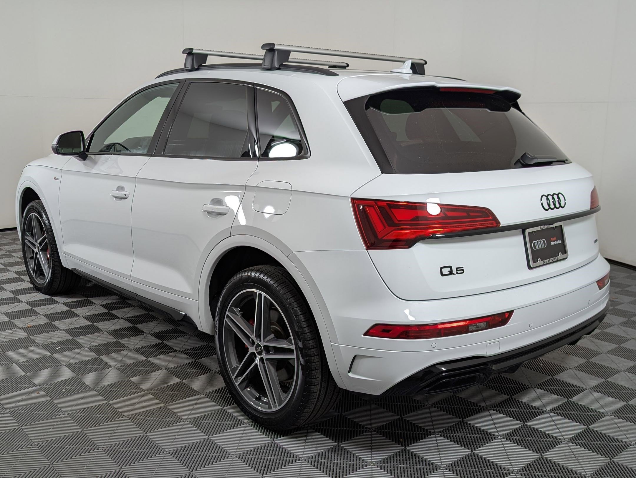 2024 Audi Q5 S line Premium Plus photo 2