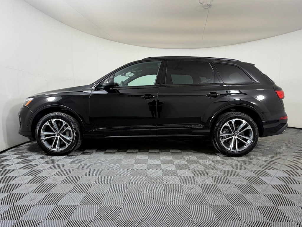 Used 2026 Audi Q7 Premium SUV