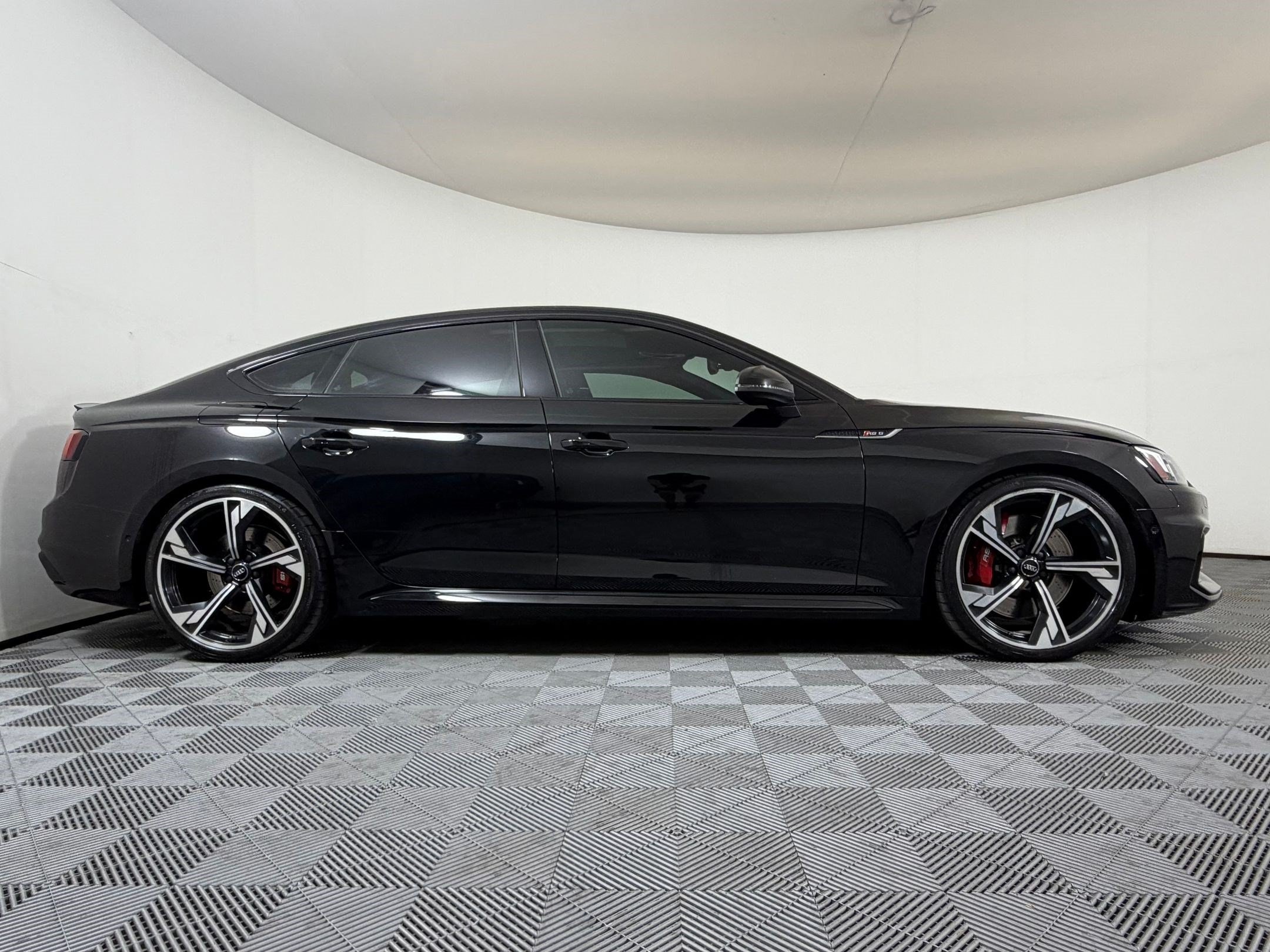 2019 Audi RS 5 Sportback RS 5 2.9T (2.9 TFSI Quattro) Sportback