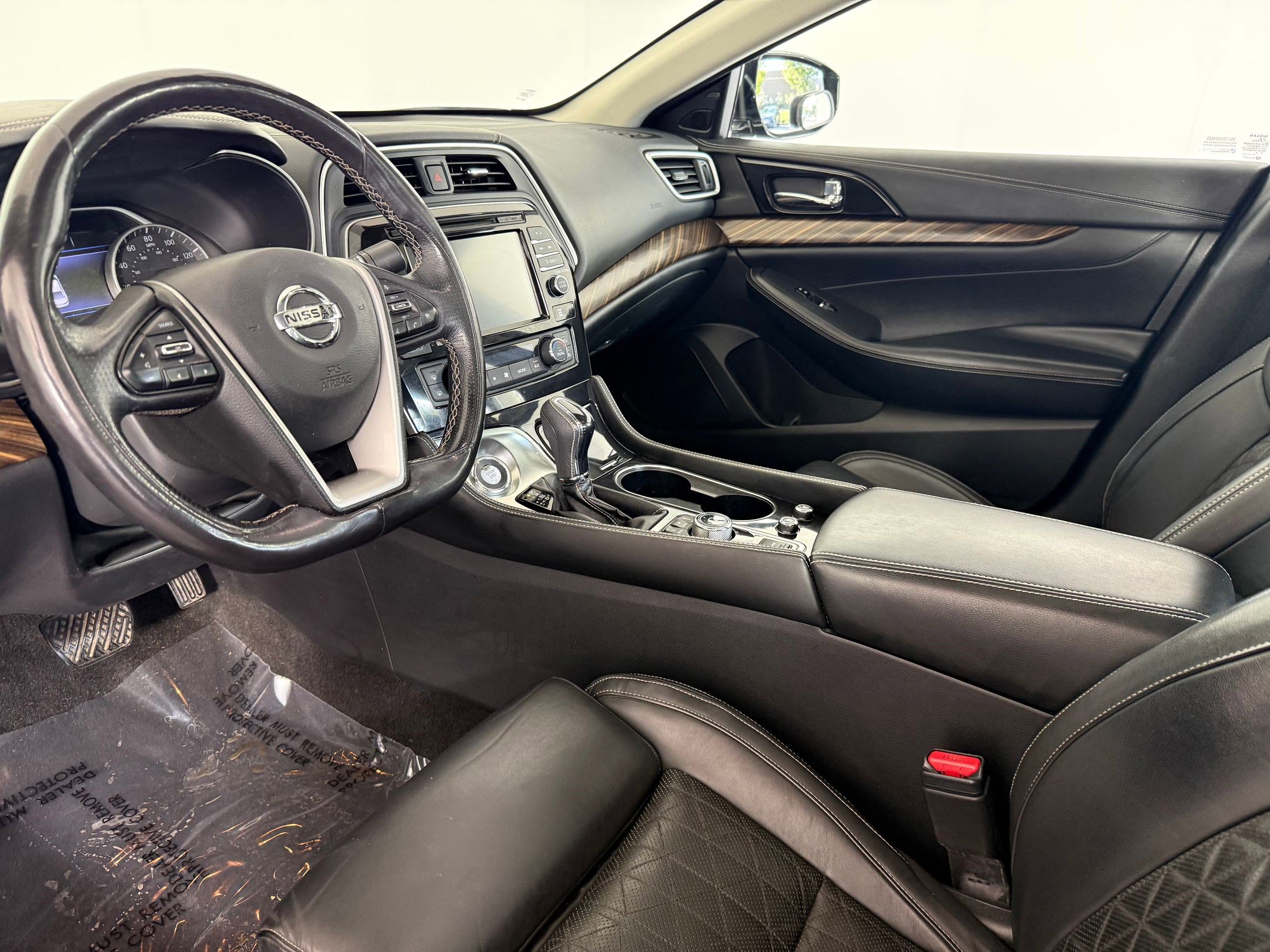 2016 Nissan Maxima Platinum photo 4