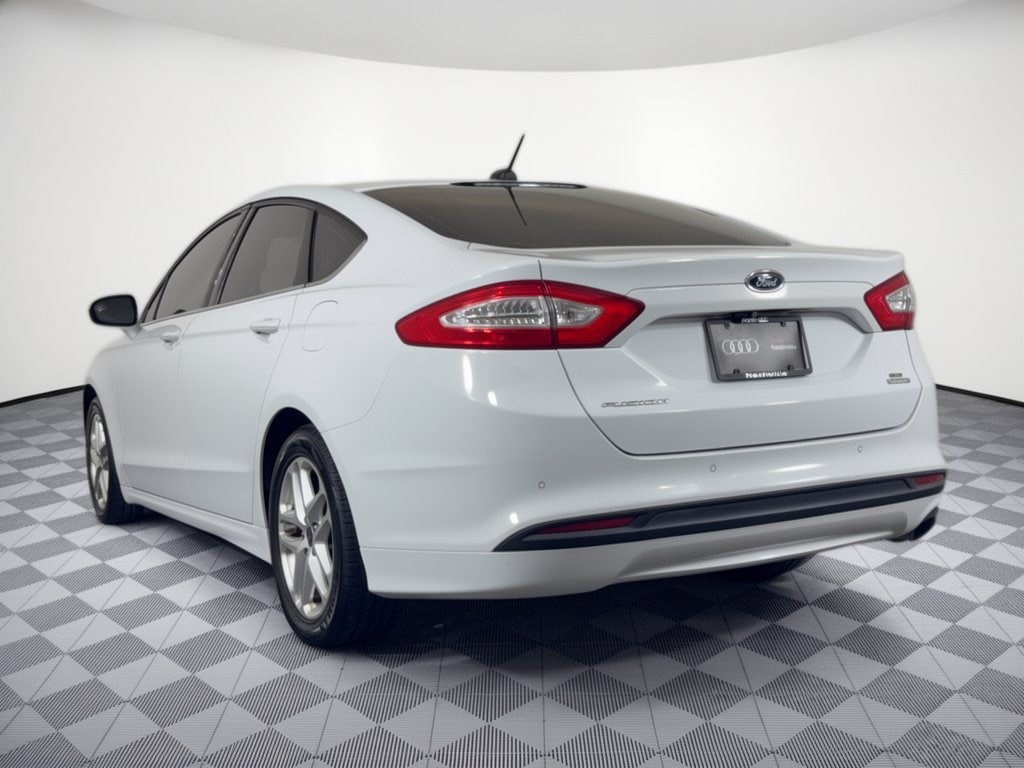 Used 2014 Ford Fusion SE Sedan