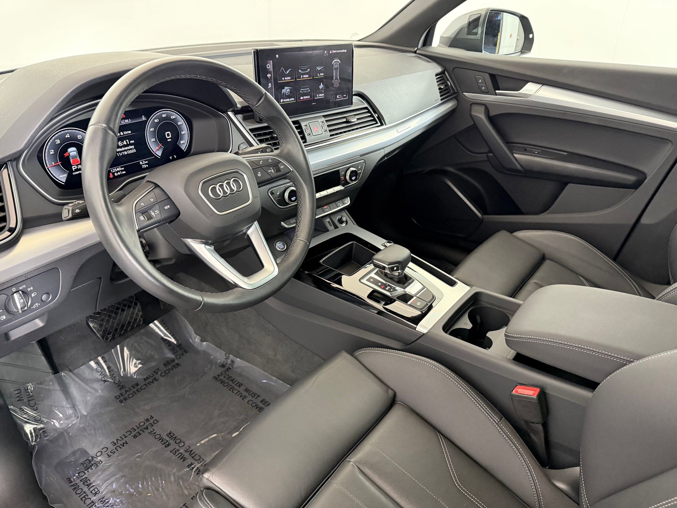 2025 Audi Q5 S line Premium photo 4