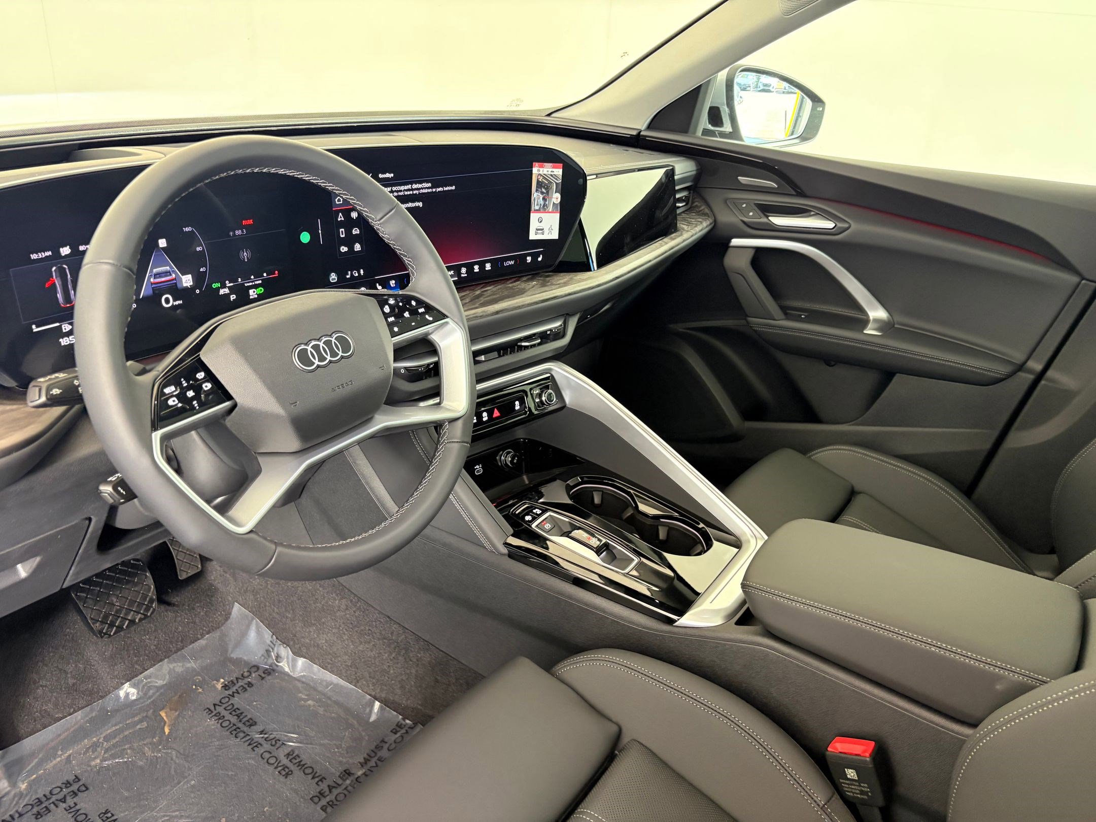 2025 Audi Q5 2.0T Premium Plus photo 4