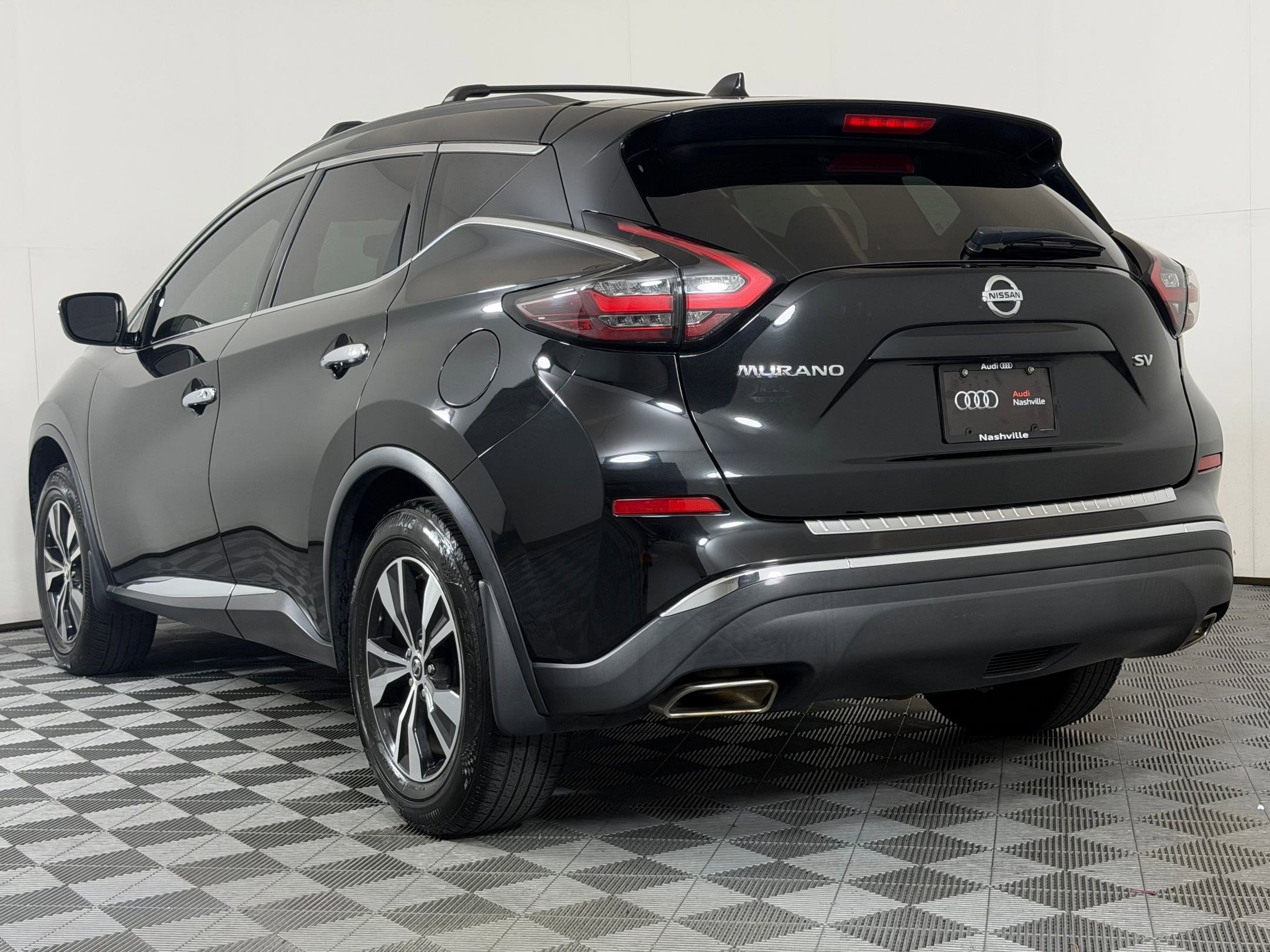 Murano SV SUV