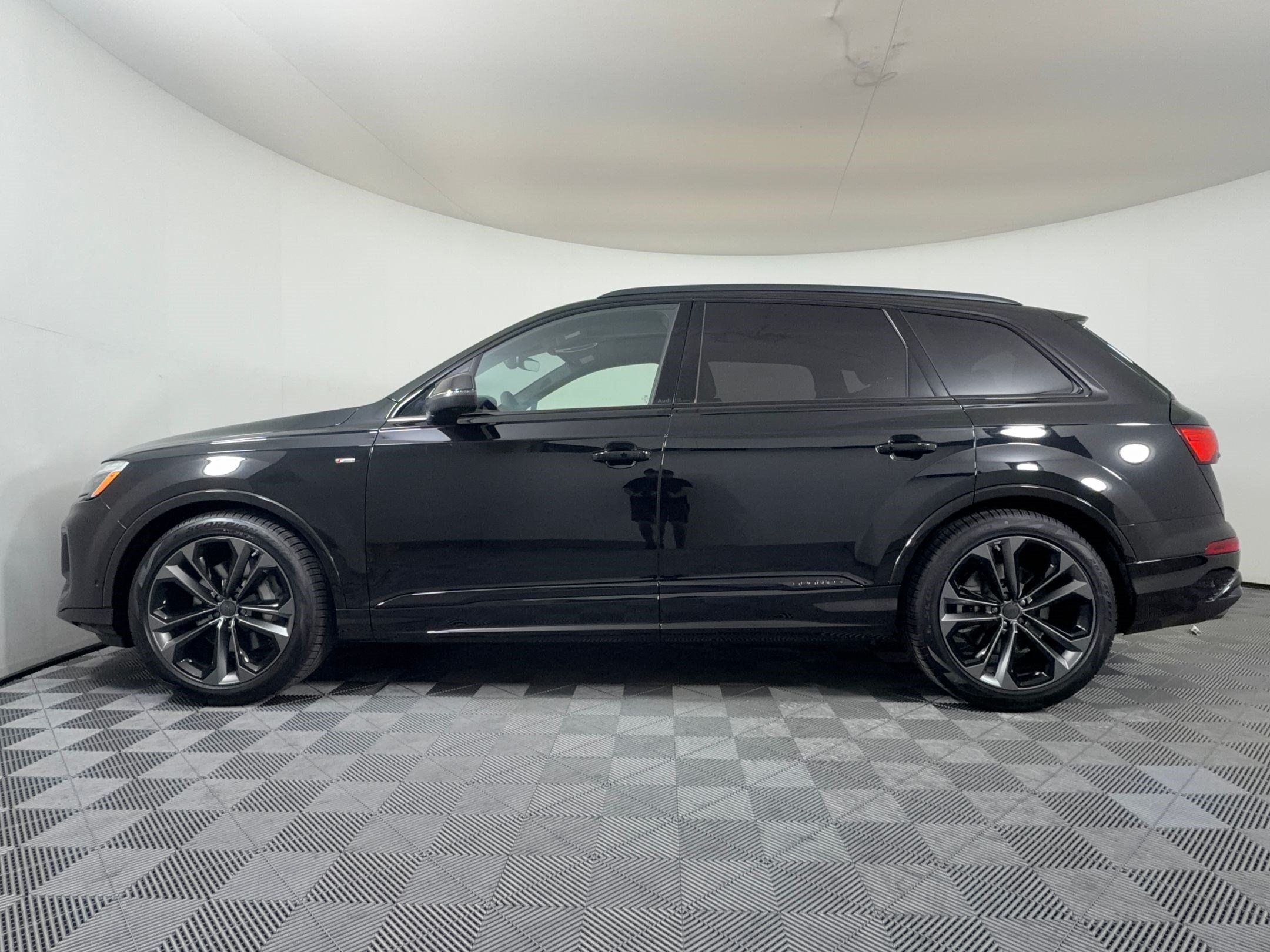 2026 Audi Q7 Prestige SUV
