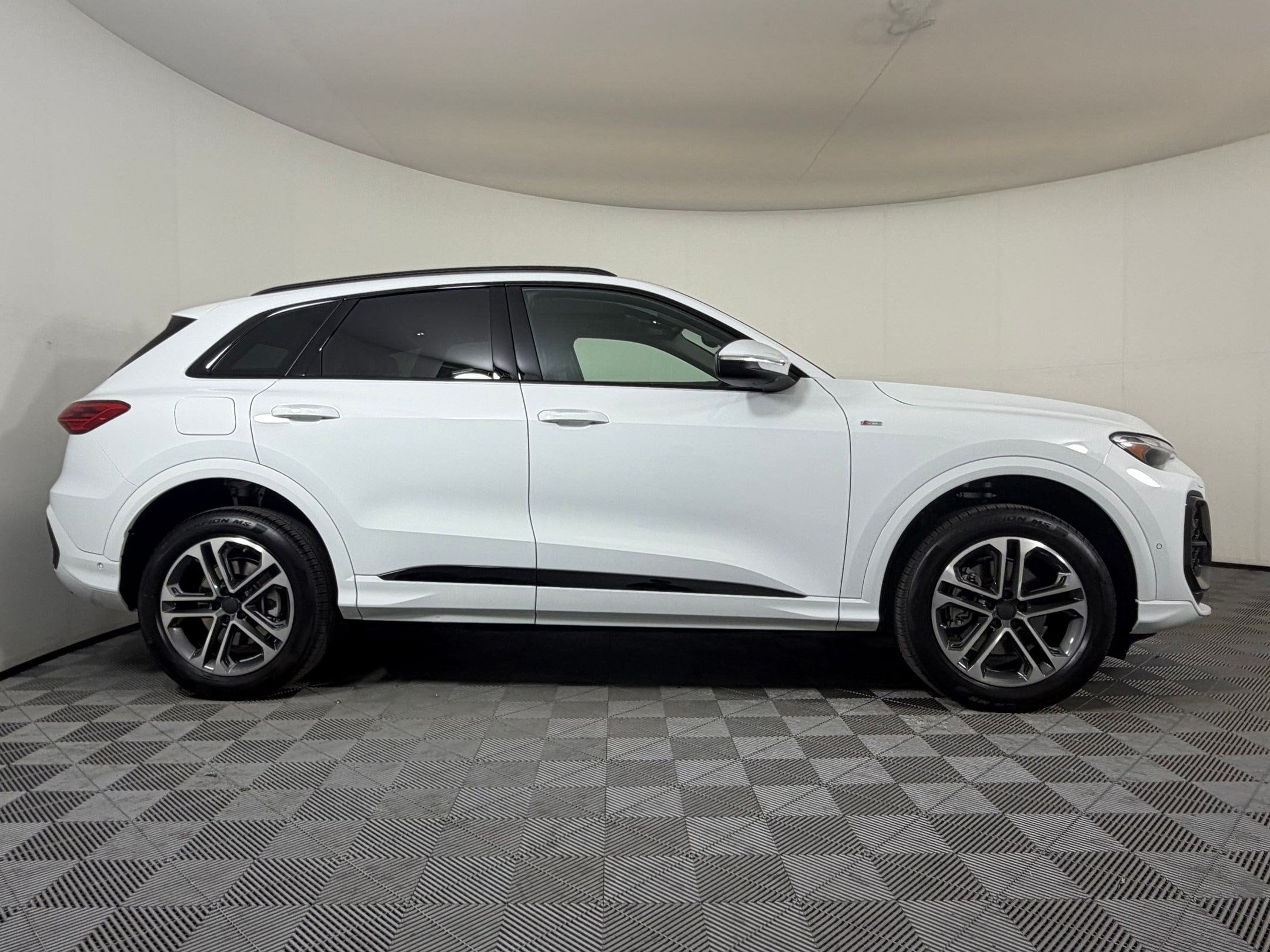 2026 Audi Q5 Premium SUV