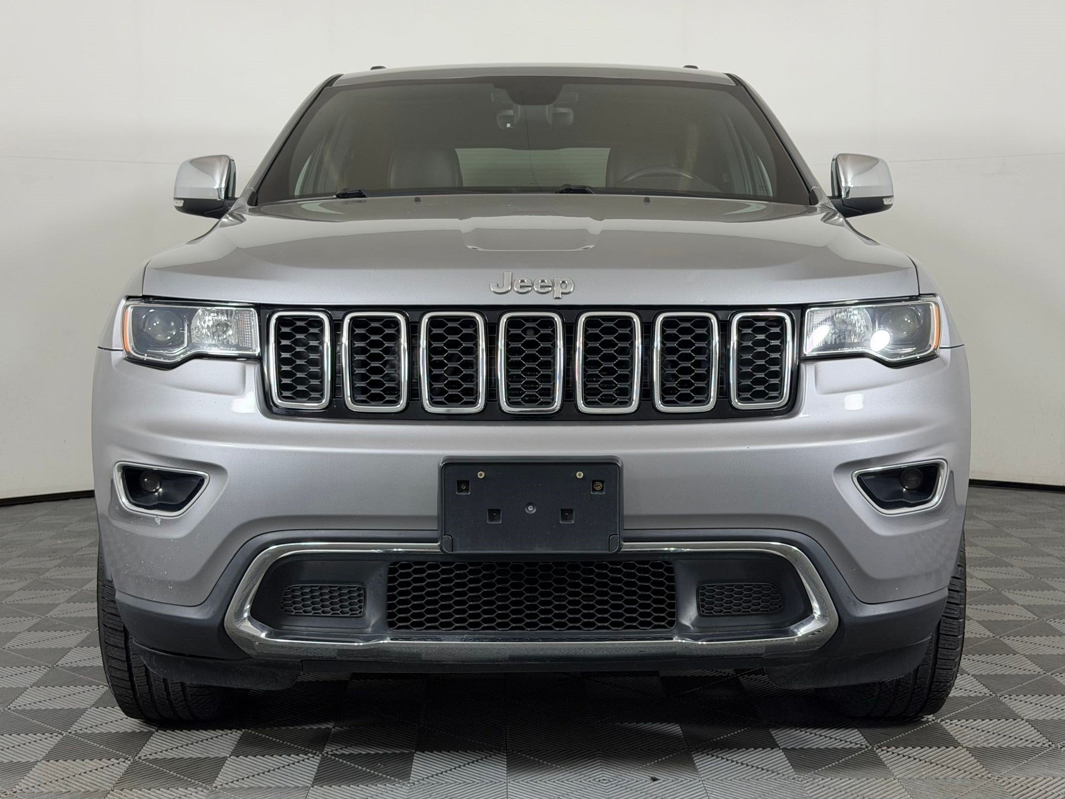 2017 Jeep Grand Cherokee Limited SUV