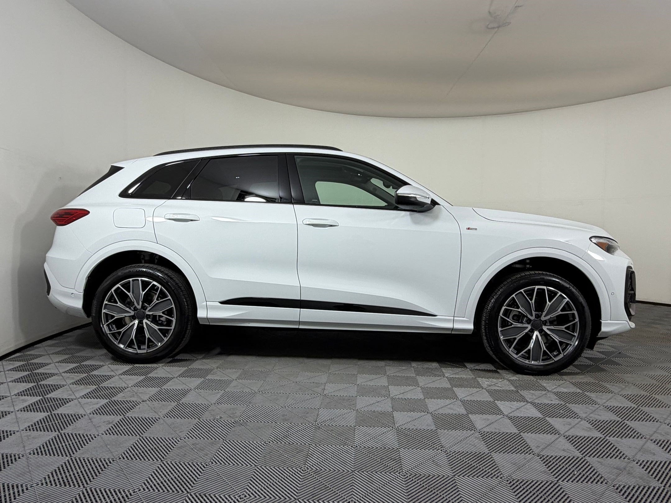 2026 Audi Q5 Premium Plus SUV