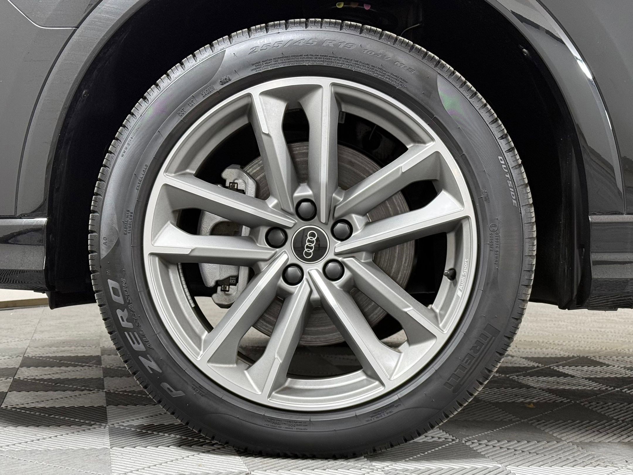 2025 Audi Q3 S Line Premium - Photo 11