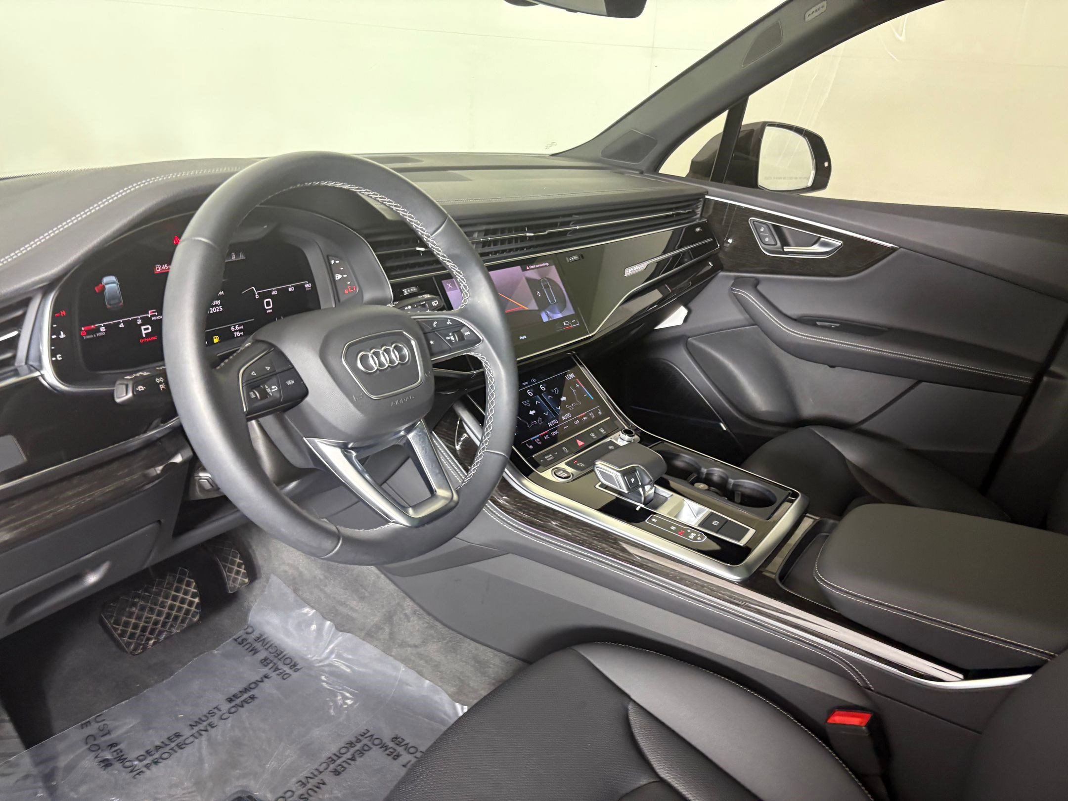 2025 Audi Q7 Premium Plus photo 4